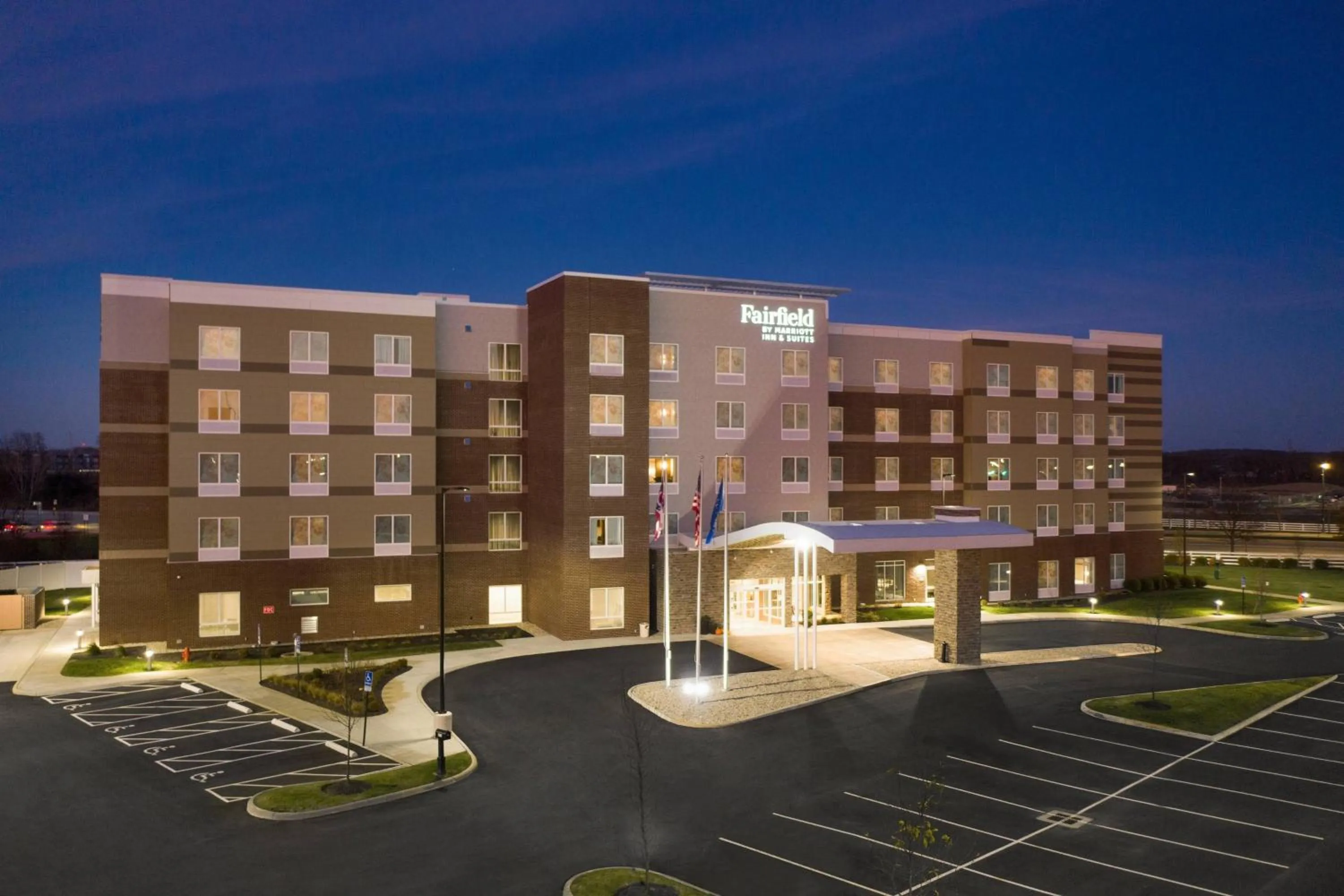 Property building in Fairfield Inn & Suites Columbus New Albany