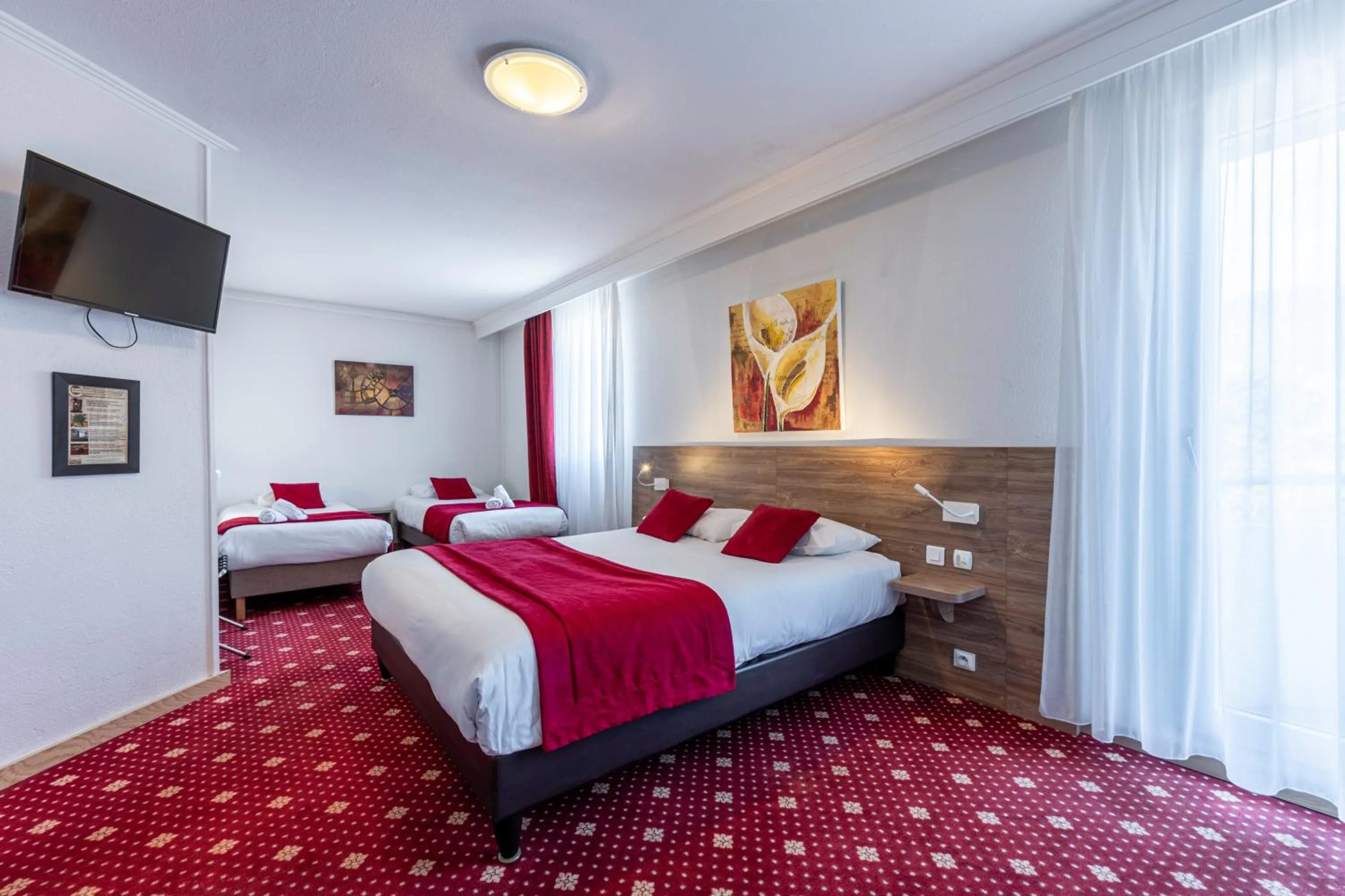 Bed in The Originals City, Hôtel du Faucigny, Cluses Ouest