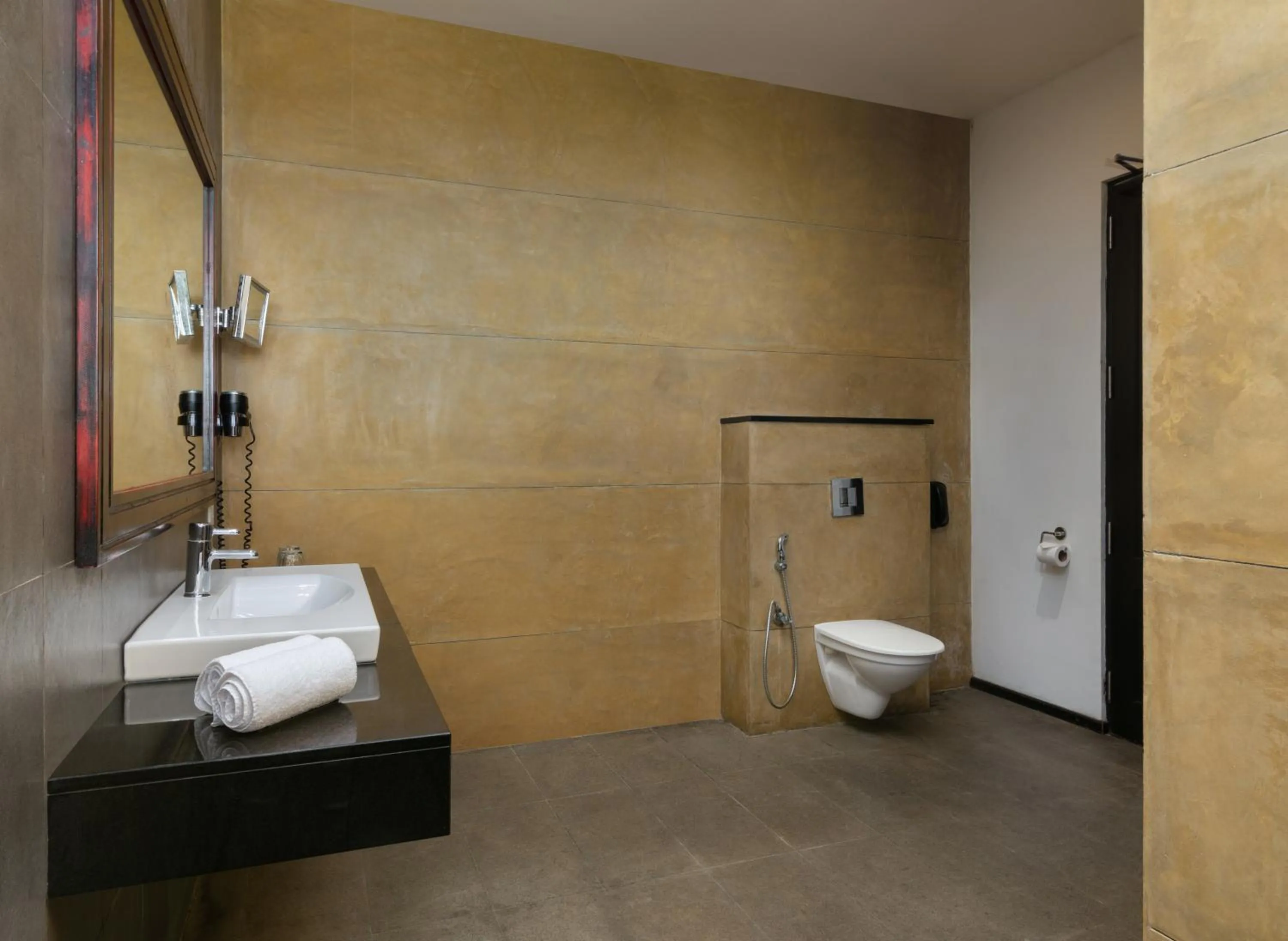 Bathroom in Jetwing Yala