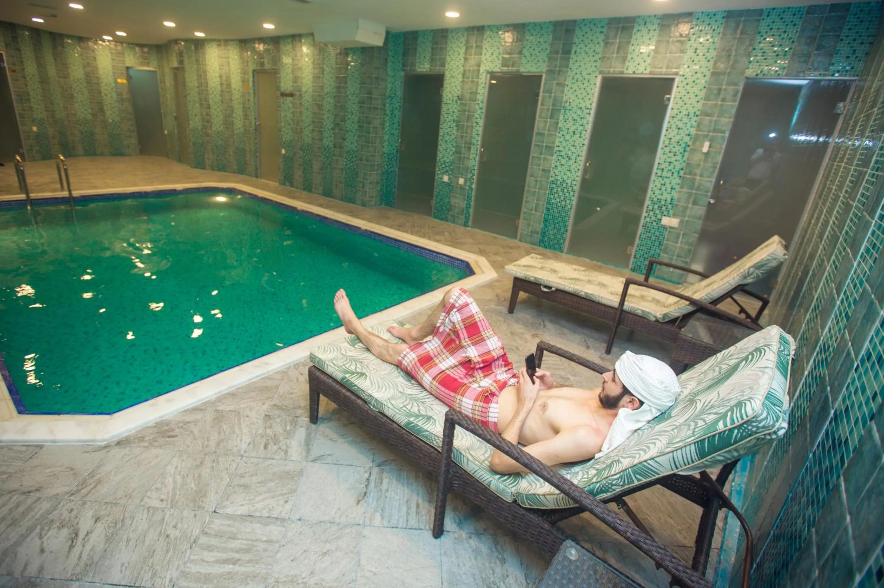 Pool view in Parkway Inn Hotel & Spa