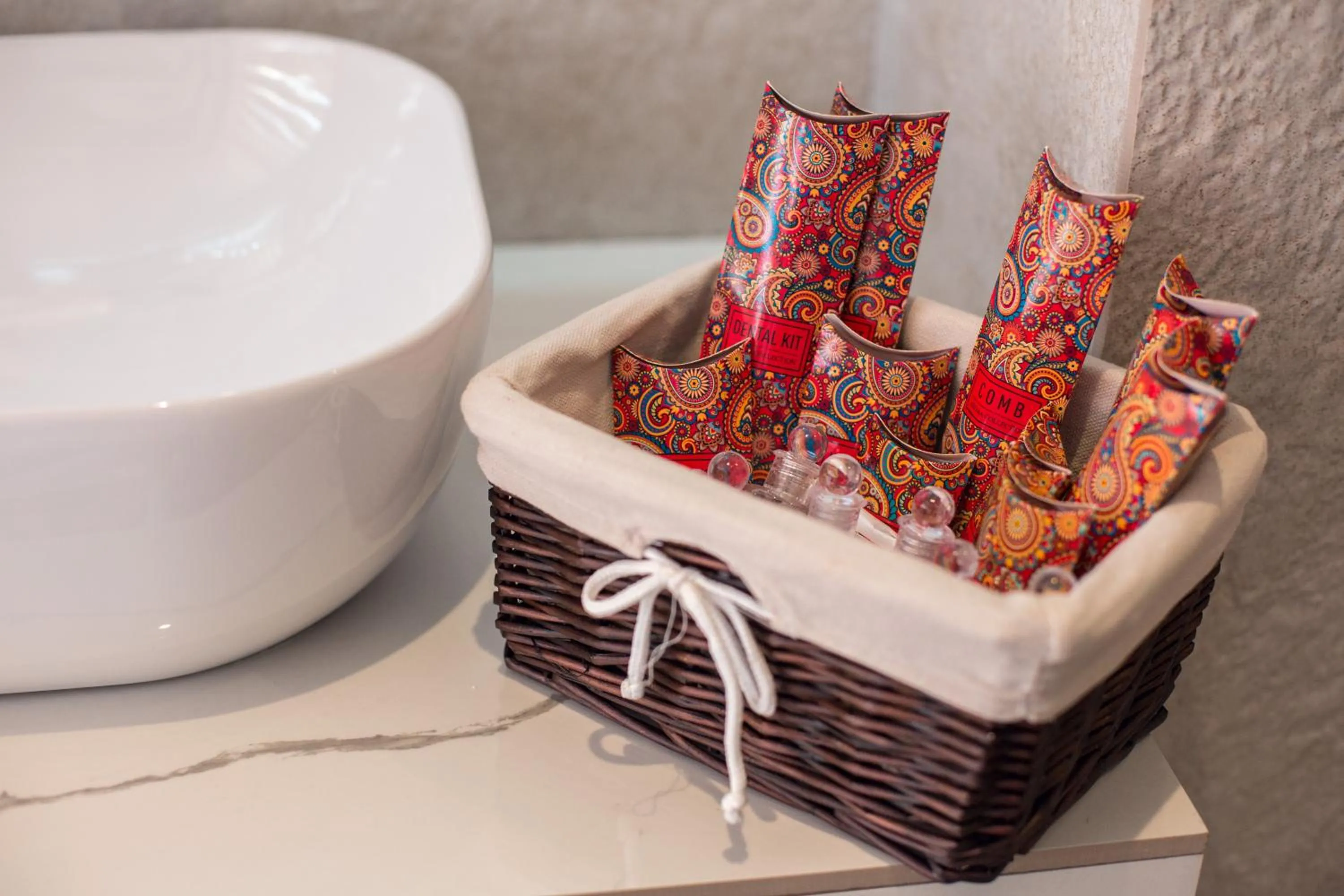 Bathroom in Parkway Inn Hotel & Spa
