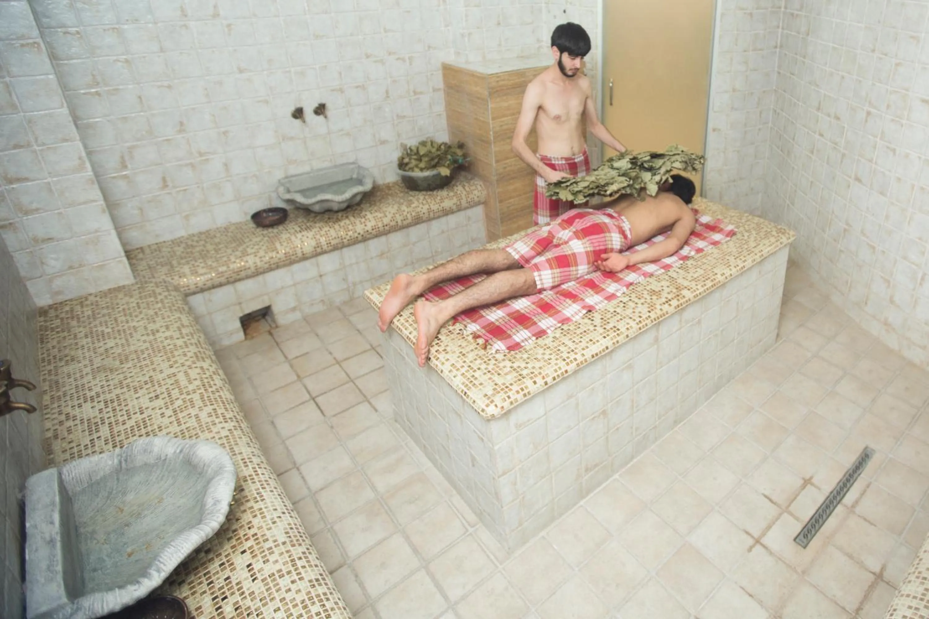 Massage in Parkway Inn Hotel & Spa