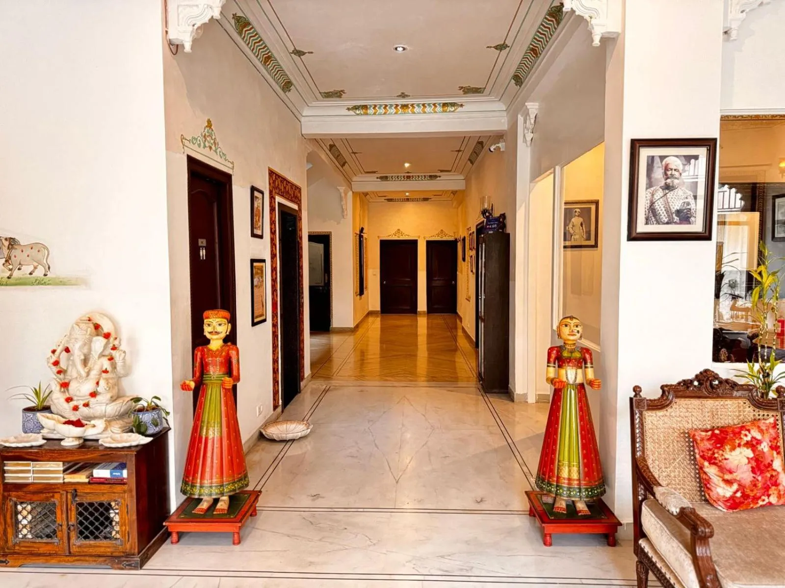 Lobby or reception in Hotel Boheda Palace - 1KM away from Lake Pichola
