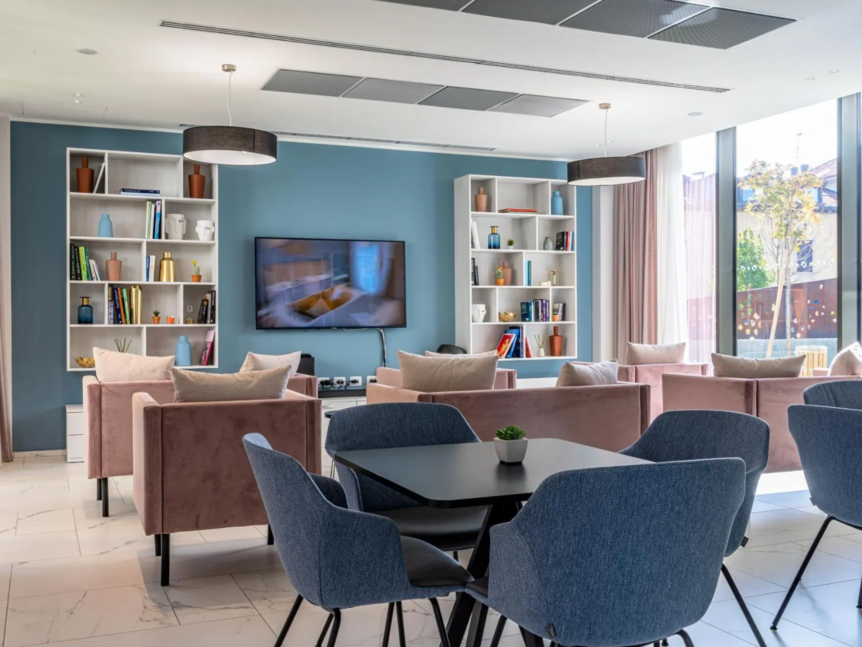 Communal lounge/ TV room in Quarto Verde