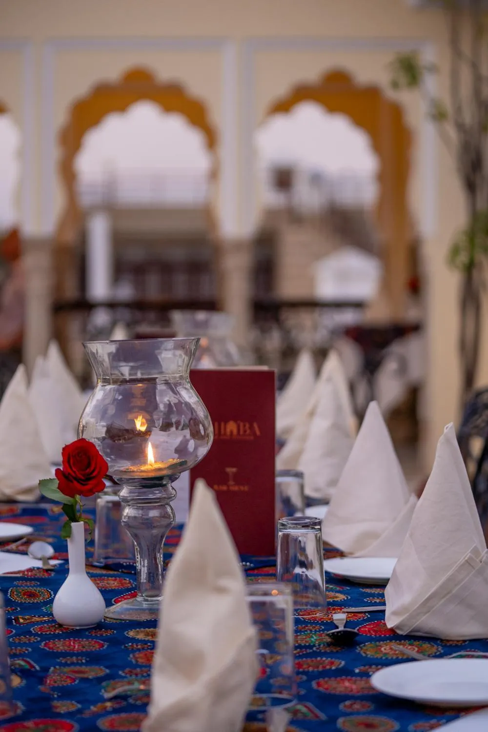 Lounge or bar in Khandela Haveli - a Boutique Heritage Hotel