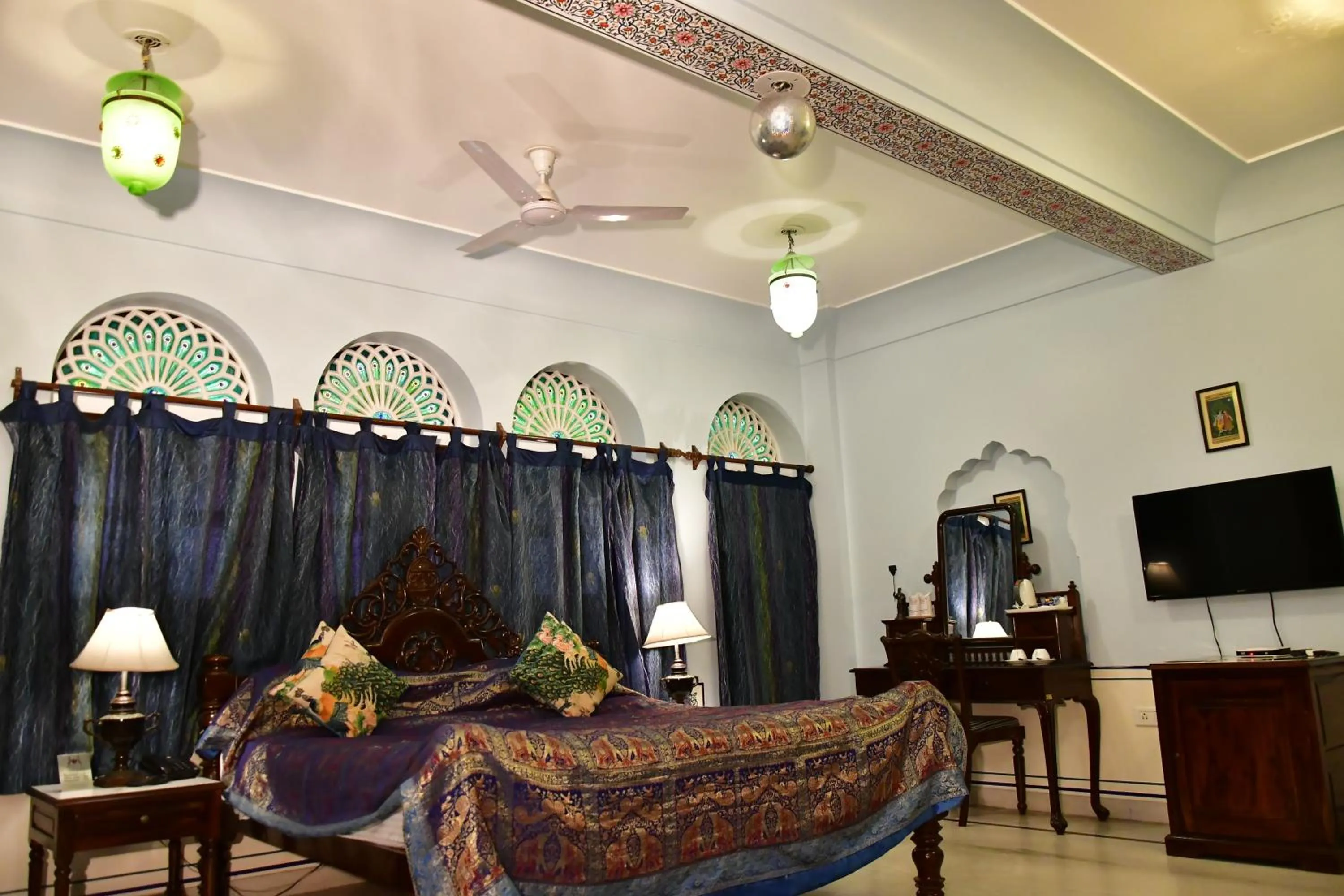 TV and multimedia in Khandela Haveli - a Boutique Heritage Hotel