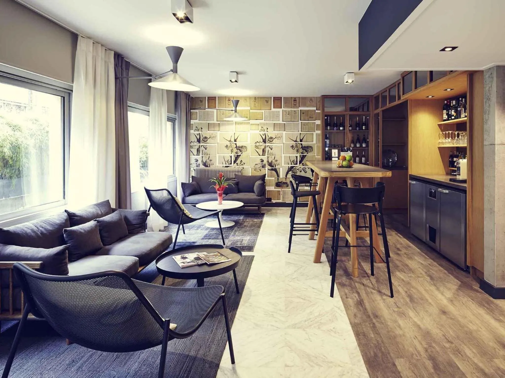 Lounge or bar in Mercure Paris Bastille Saint Antoine