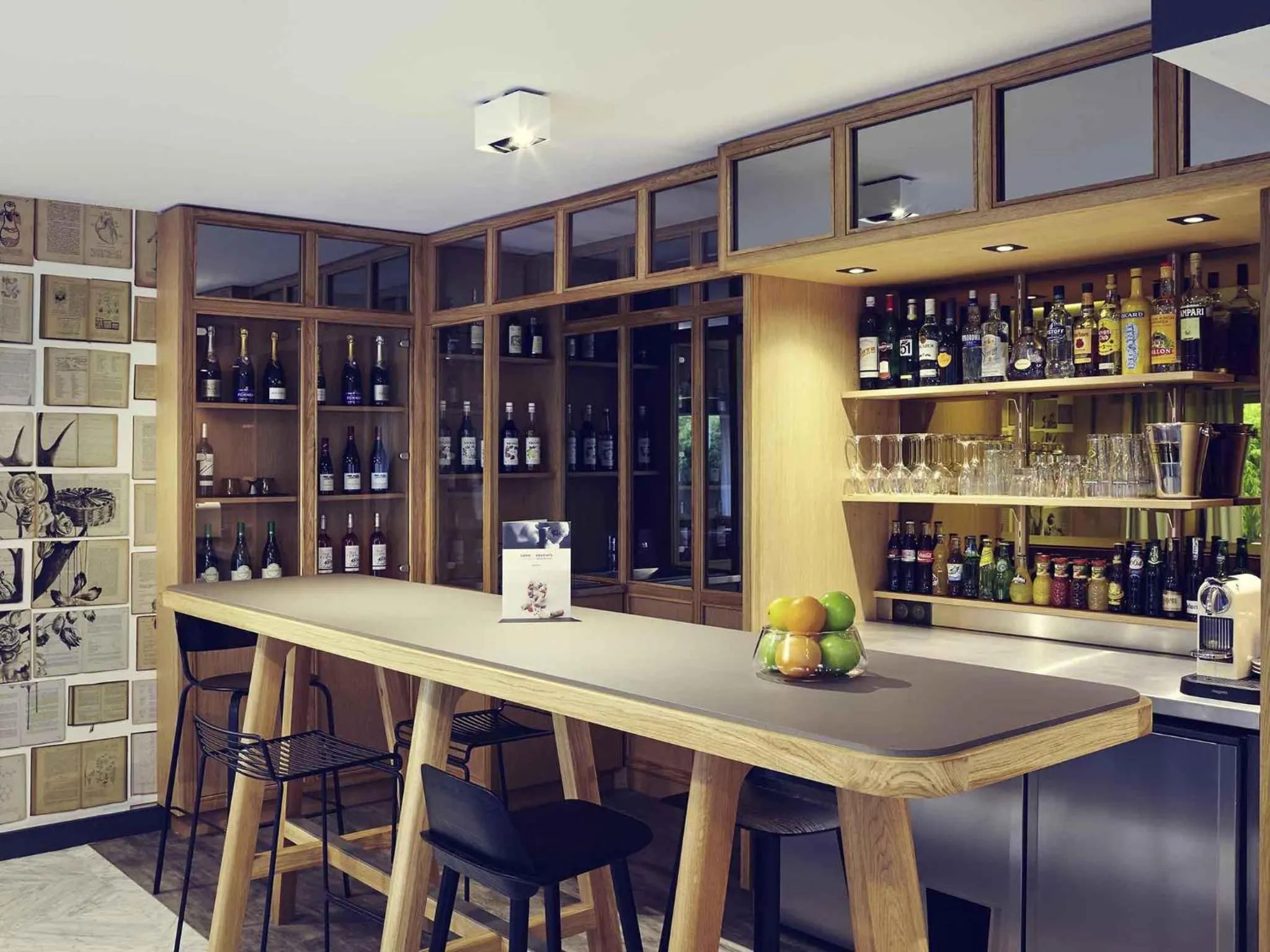 Lounge or bar in Mercure Paris Bastille Saint Antoine