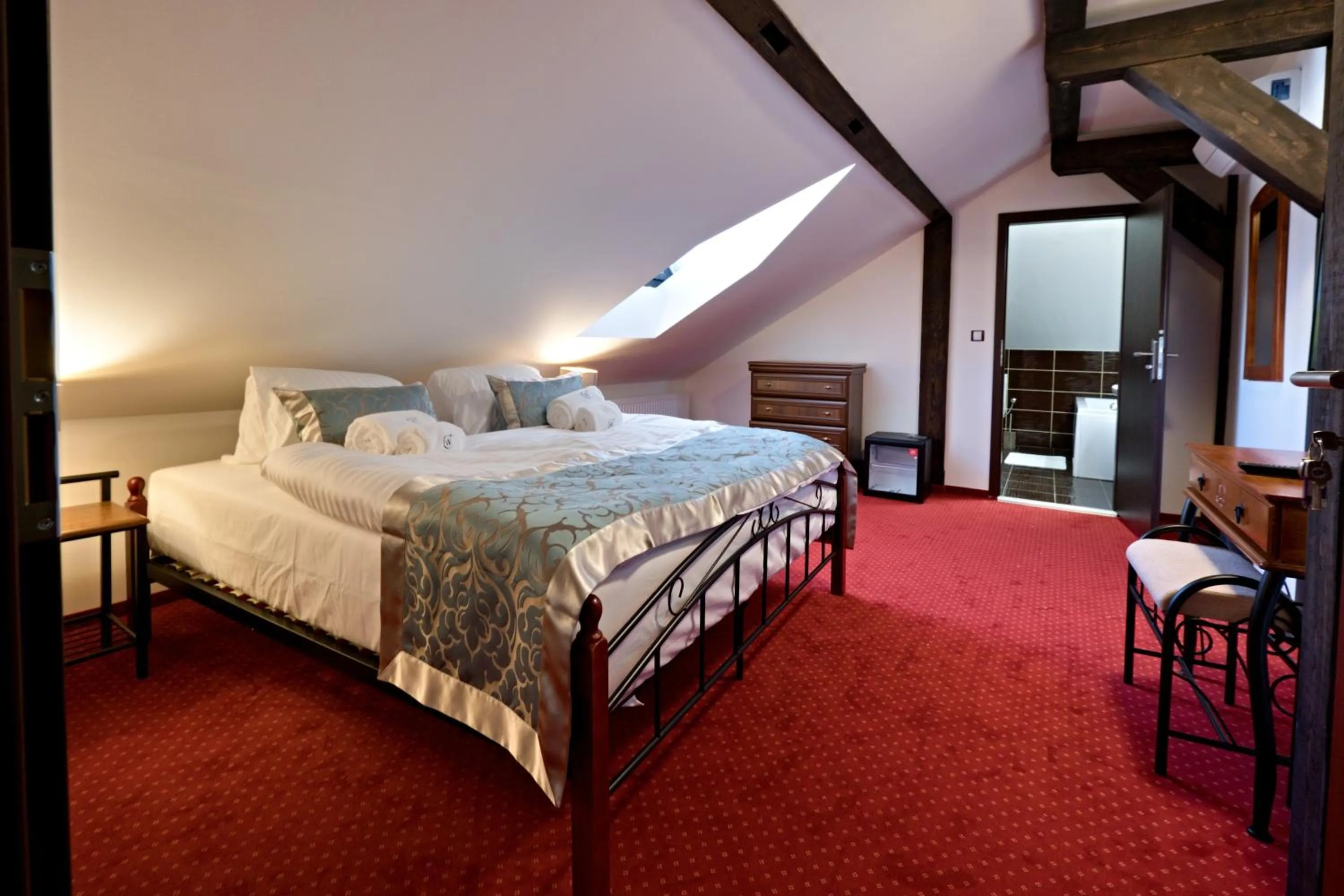 Bed in Zámek Wichterle - Hotel a pivní lázně