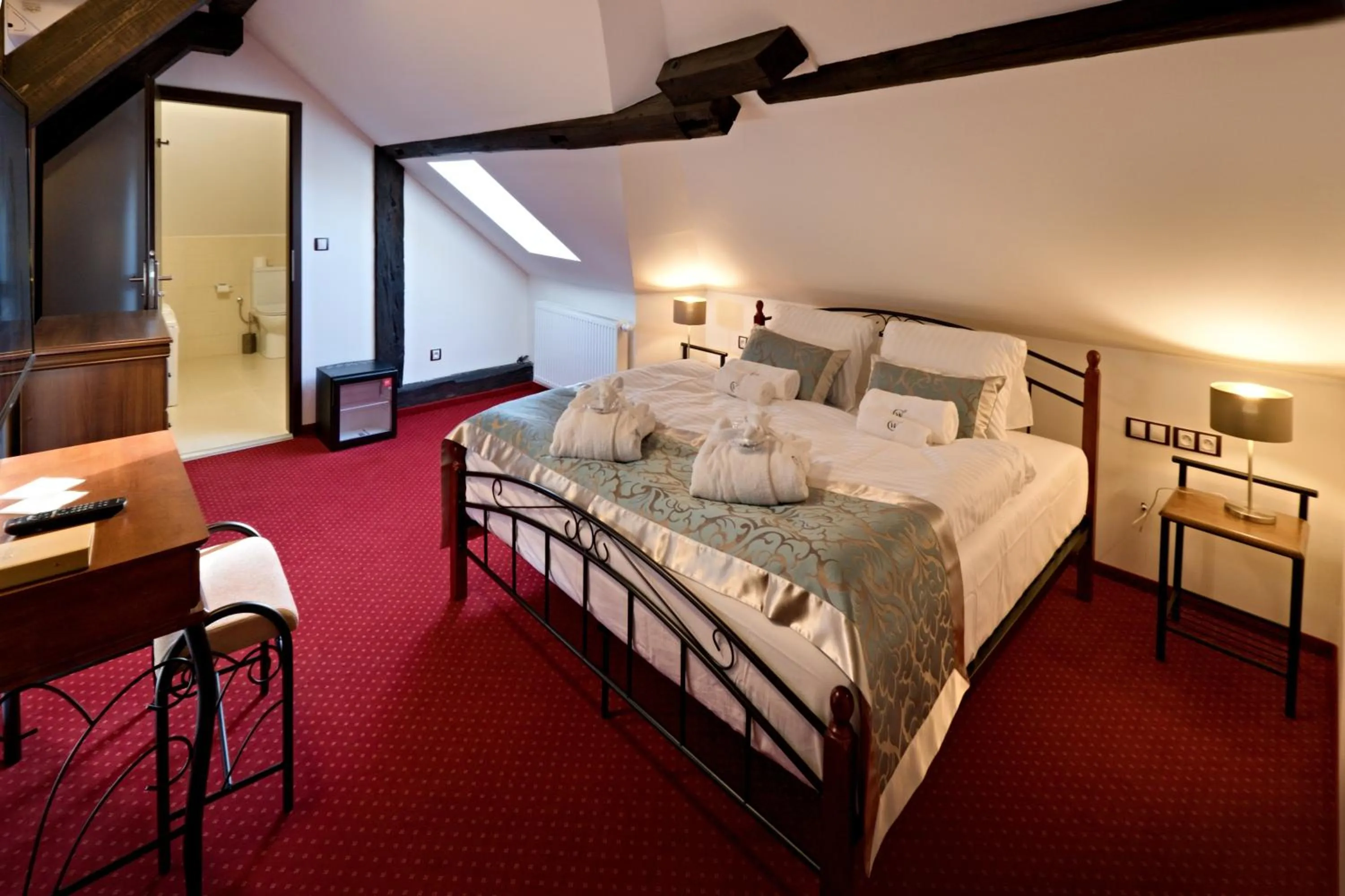 Bed in Zámek Wichterle - Hotel a pivní lázně