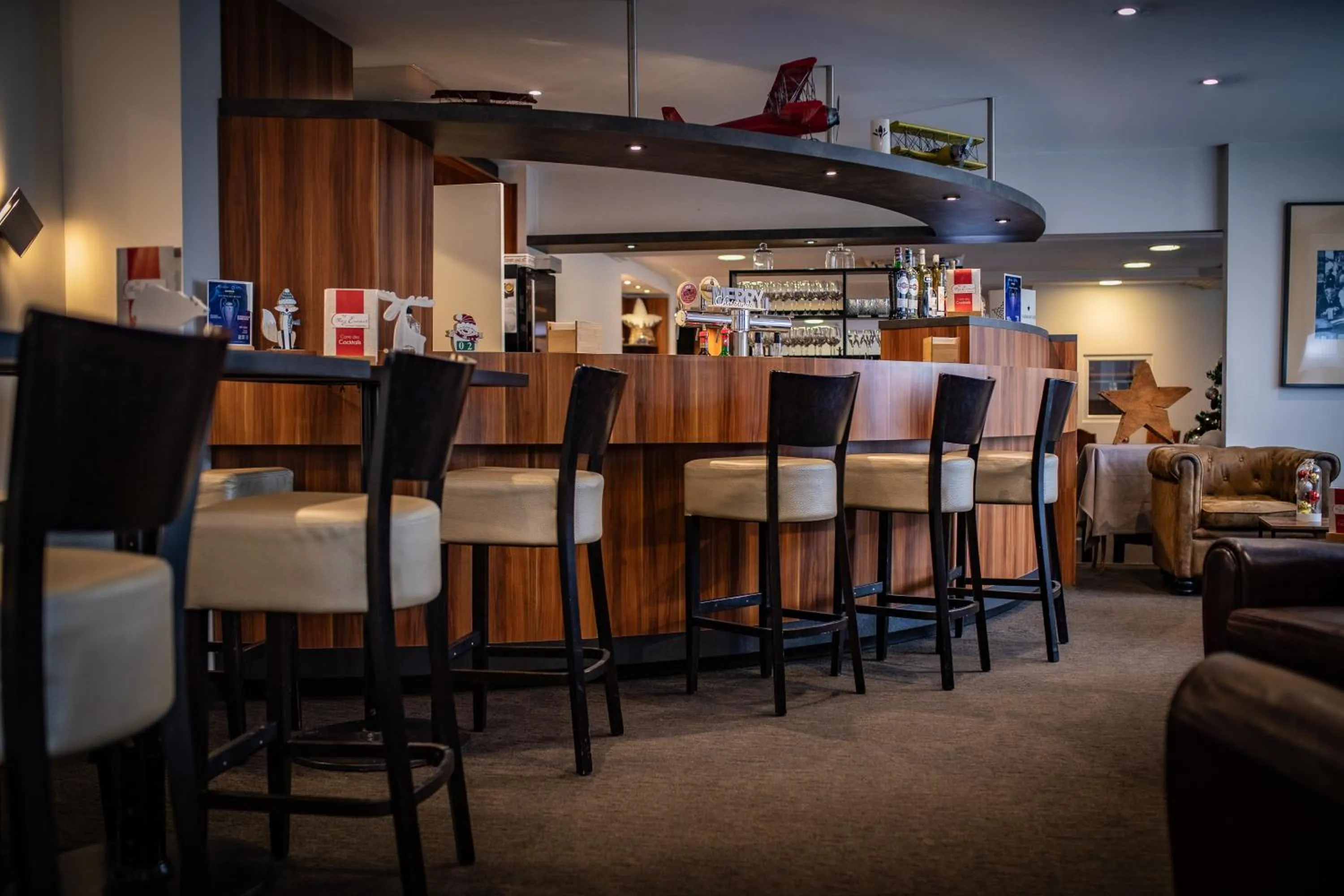 Lounge or bar in Europe Haguenau – Hotel & Spa