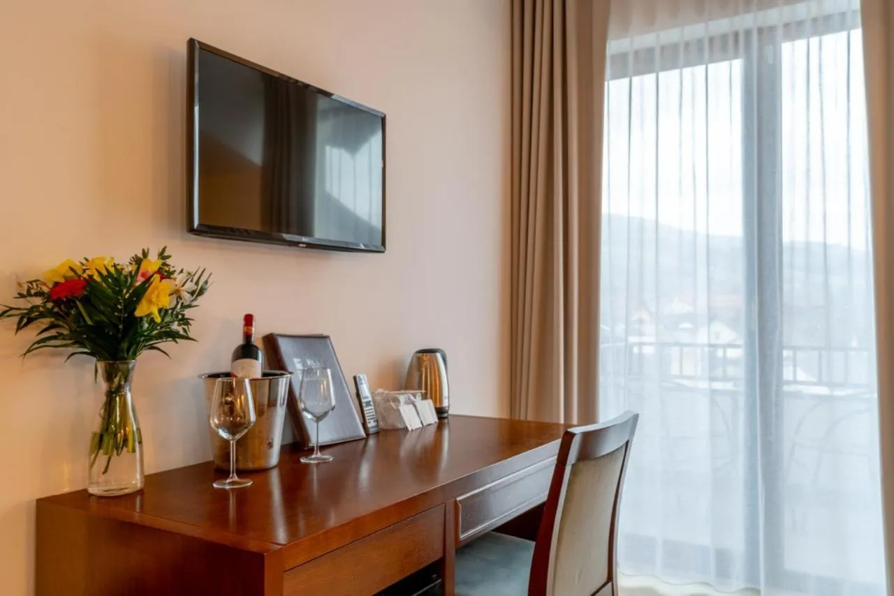 TV and multimedia in Hotel Buchenland