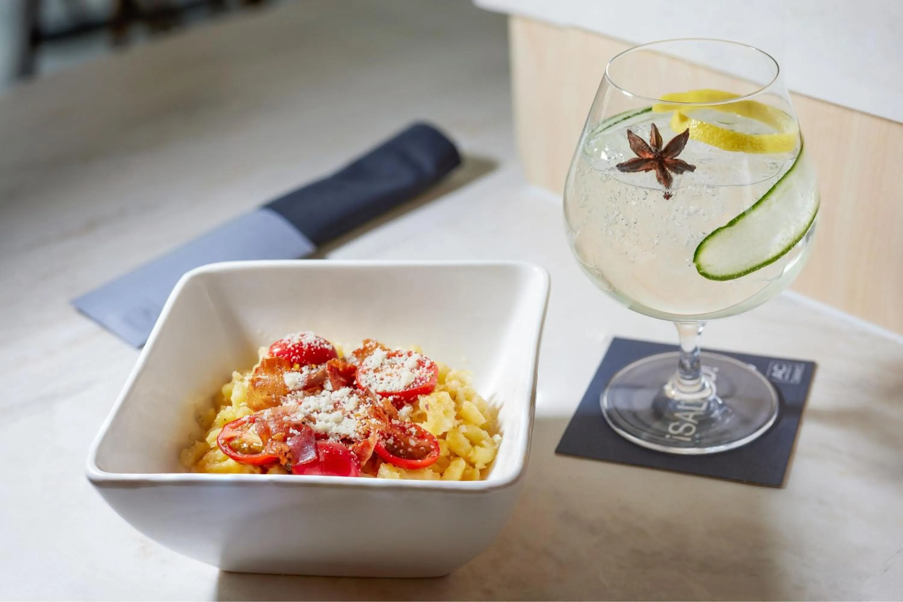 Kitchen or kitchenette in AC Hotel Frisco Colorado