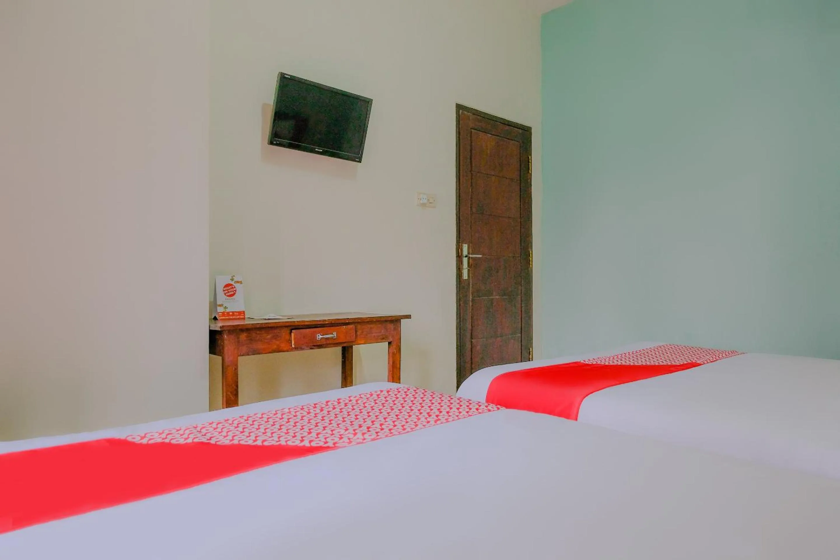 Bedroom in OYO 2376 Tiara Family Residence