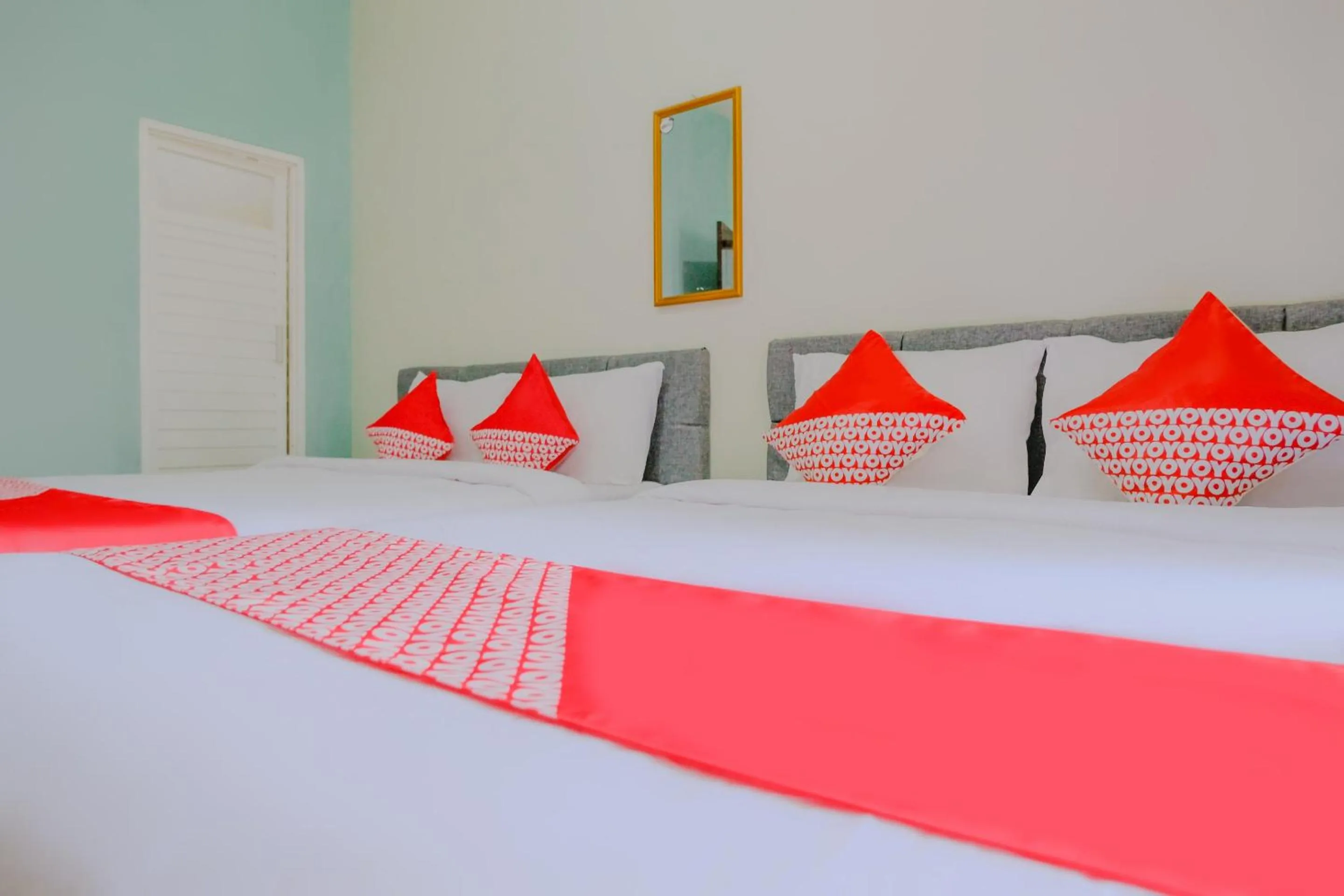 Bedroom in OYO 2376 Tiara Family Residence