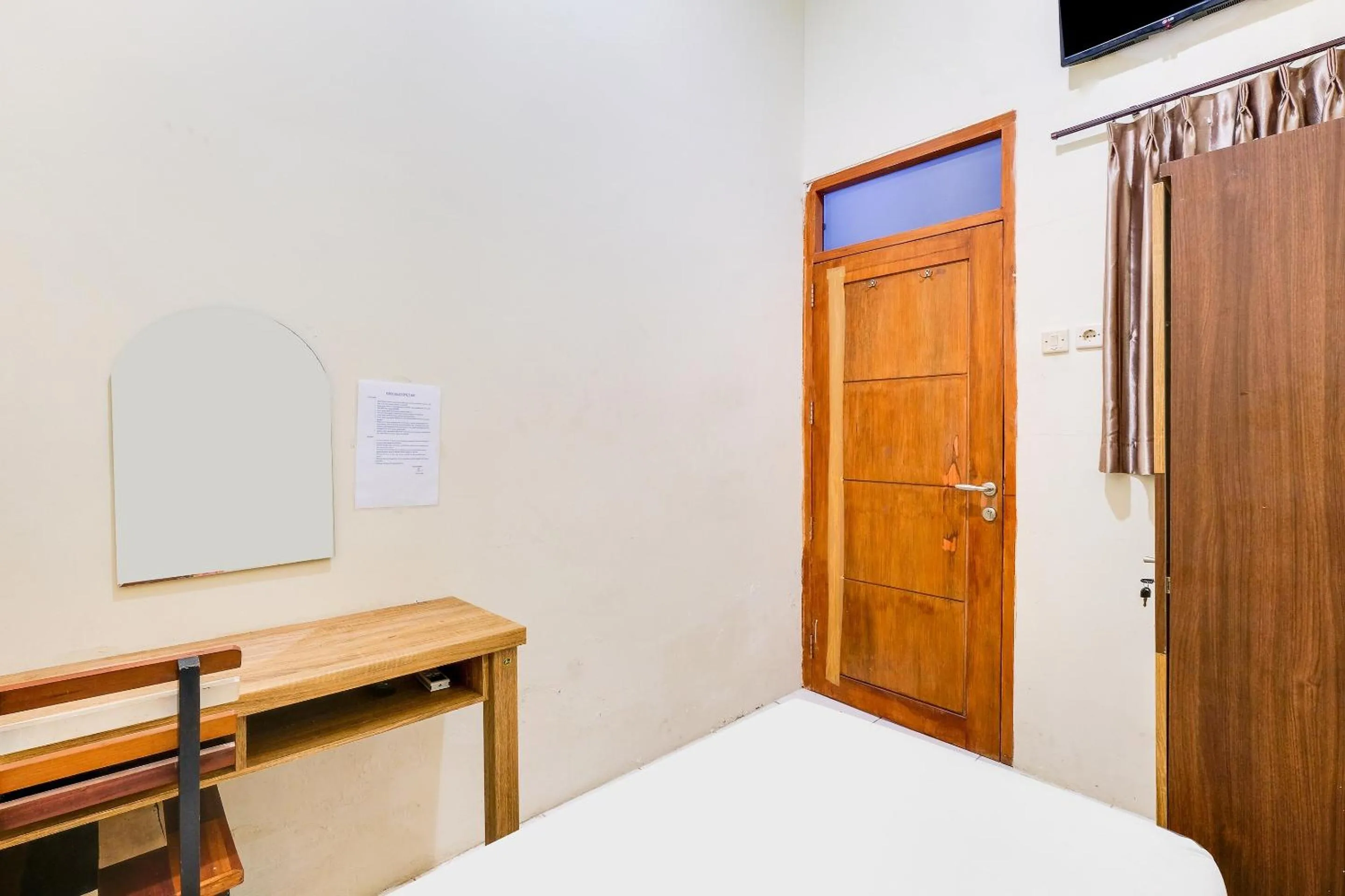 Bedroom in Hotel O Camel Residence