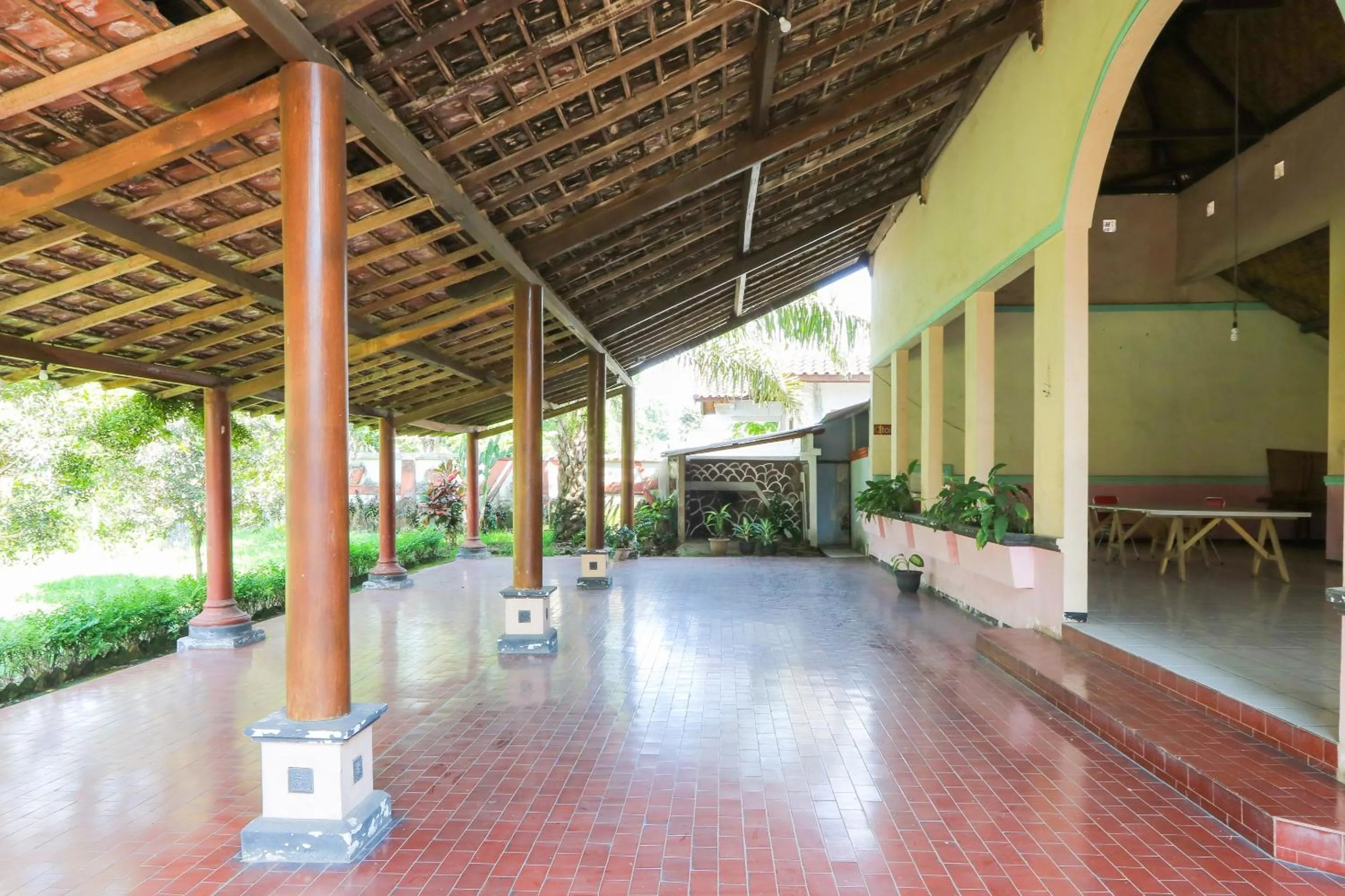 Lobby or reception in OYO 2465 Hotel Raung View