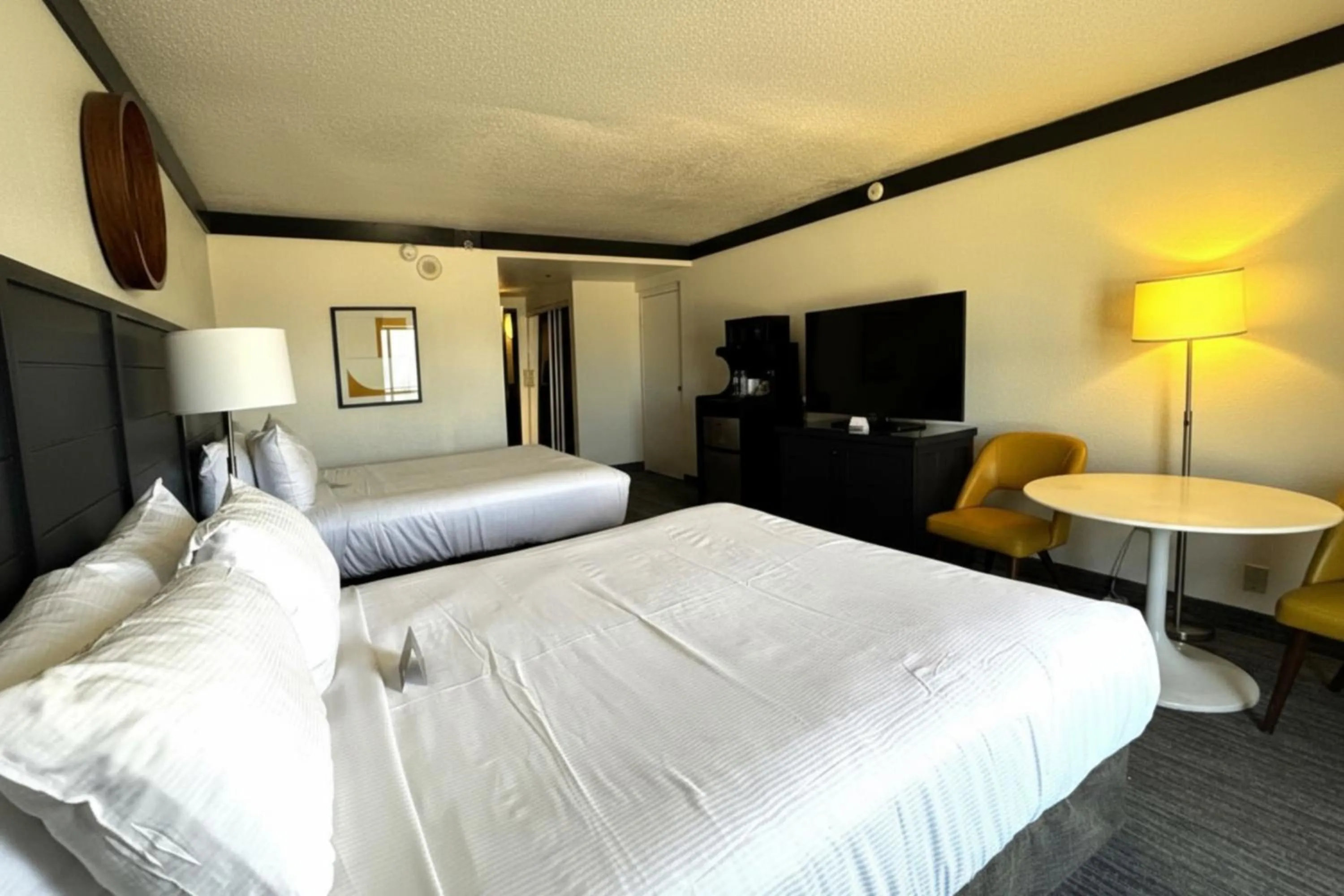 Bedroom, Bed in OYO Hotel and Casino Las Vegas