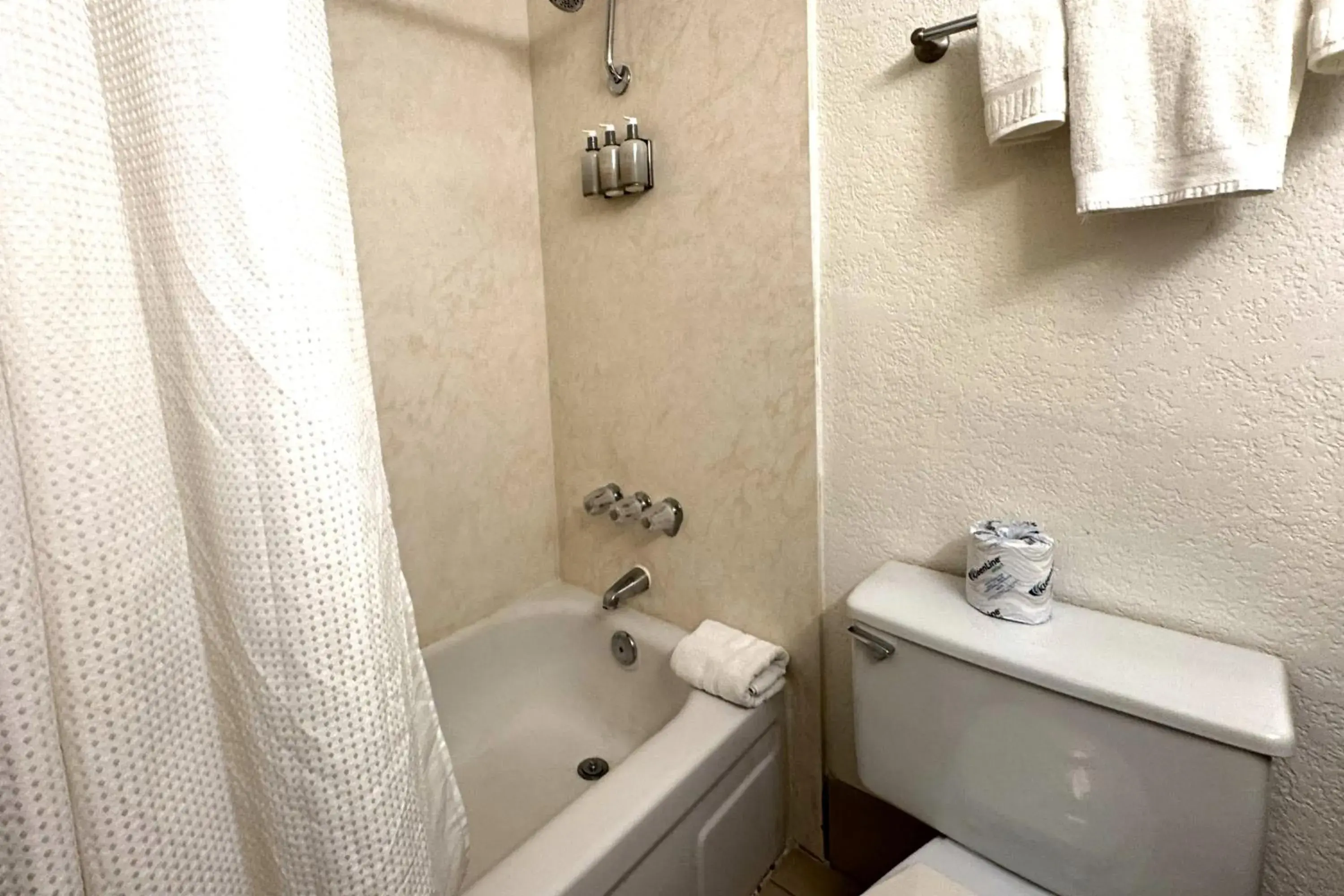 Premium Strip View Queen + FREE $5 in slot play & $10 in table games match play in OYO Hotel and Casino Las Vegas Premium Strip View Queen + FREE $5 in slot play & $10 in table games match play in OYO Hotel and Casino Las Vegas