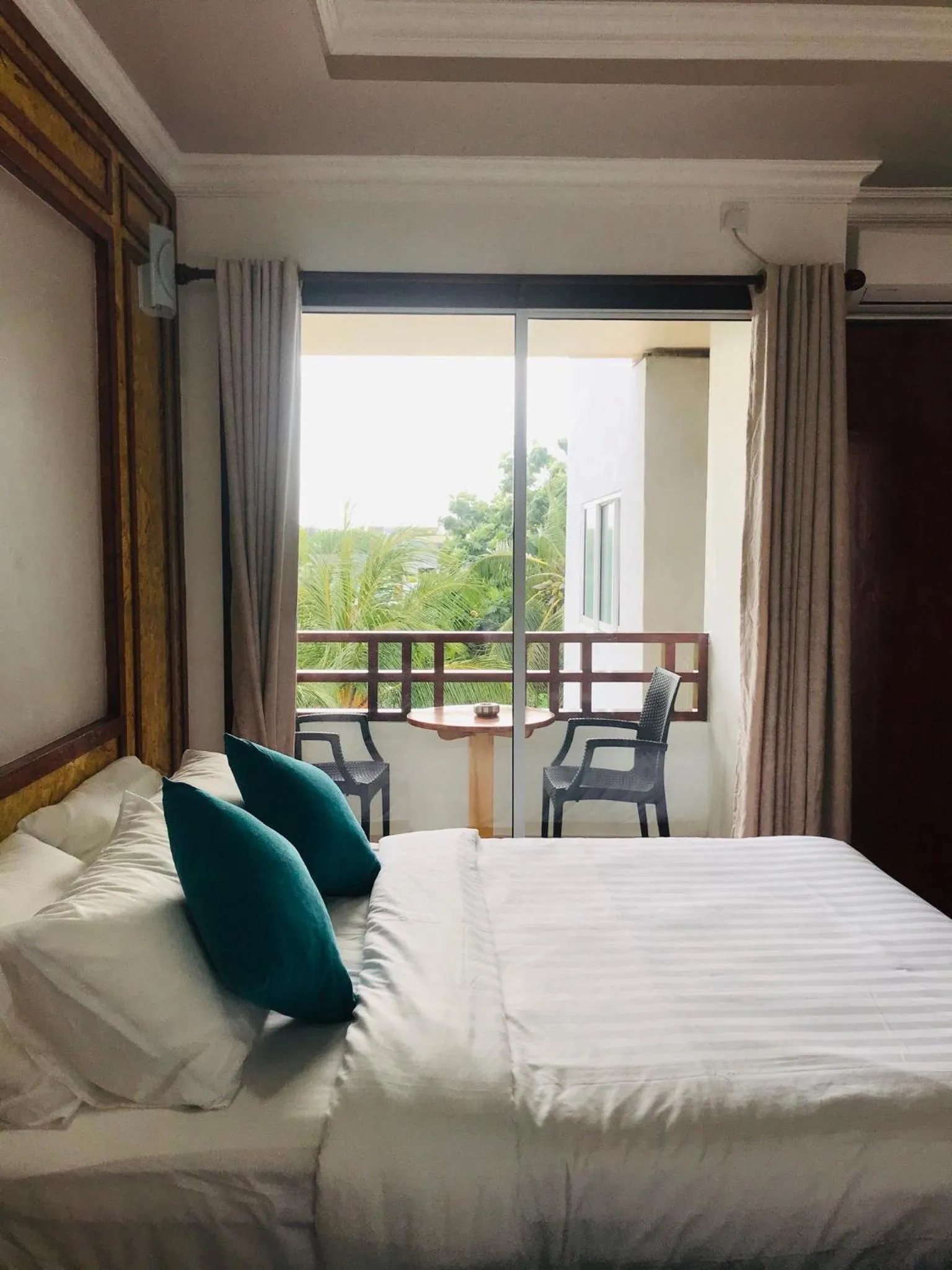 Bed in Athens View Hotel