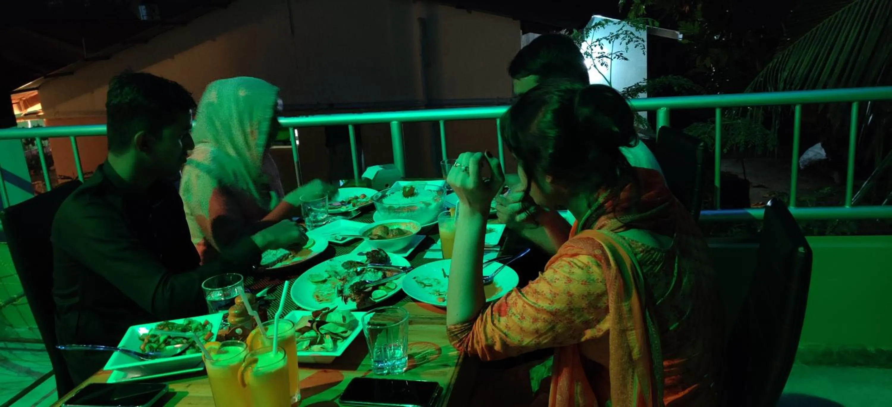 Restaurant/places to eat in Athens View Hotel