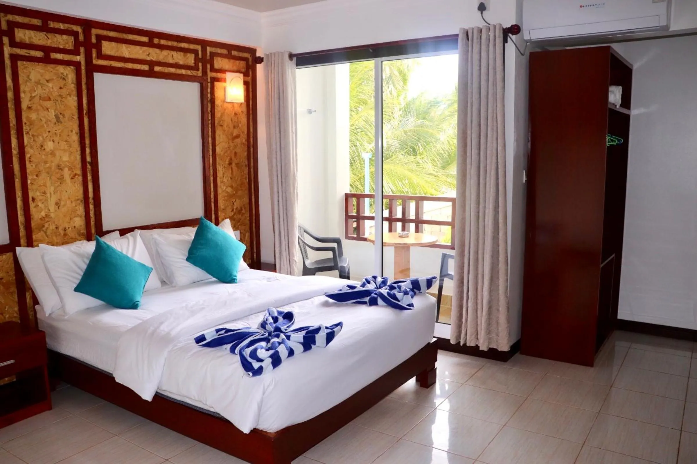 Bed in Athens View Hotel