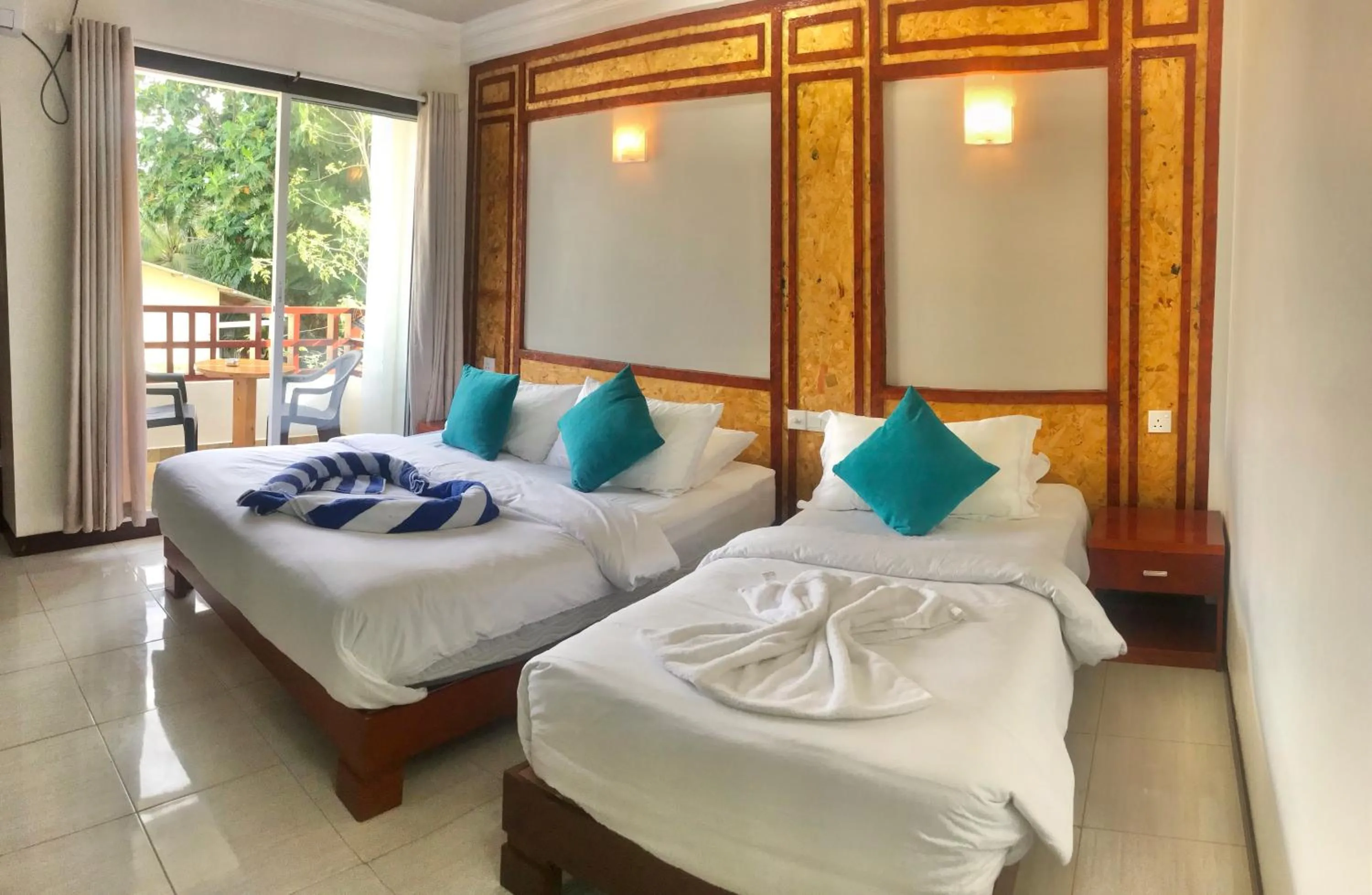 Photo of the whole room, Bed in Athens View Hotel