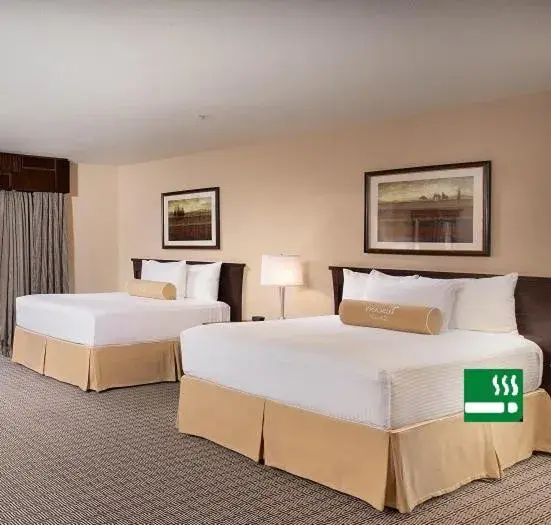 Executive Smoking Suite in Tuscany Suites & Casino Executive Smoking Suite in Tuscany Suites & Casino