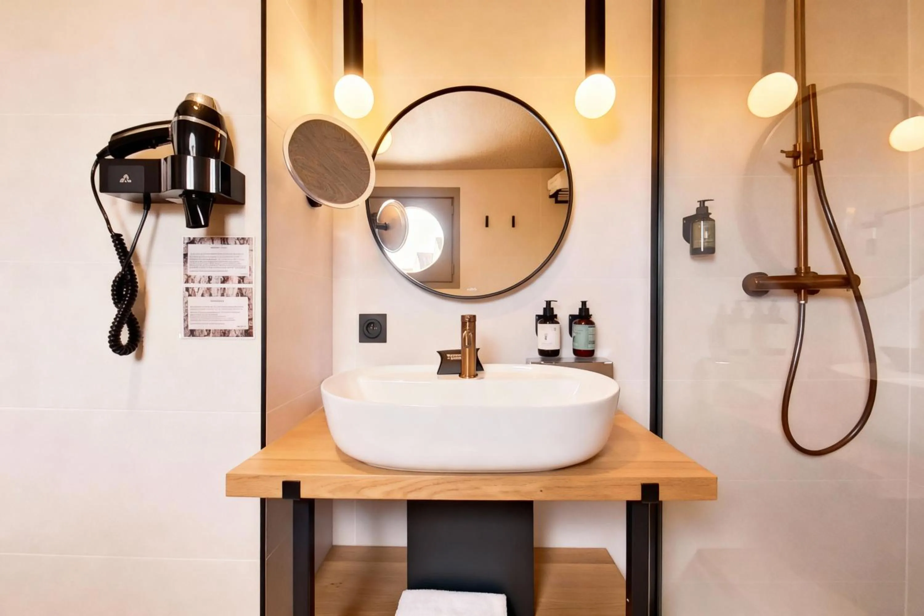 Bathroom in Villa Kerasy Hotel Spa