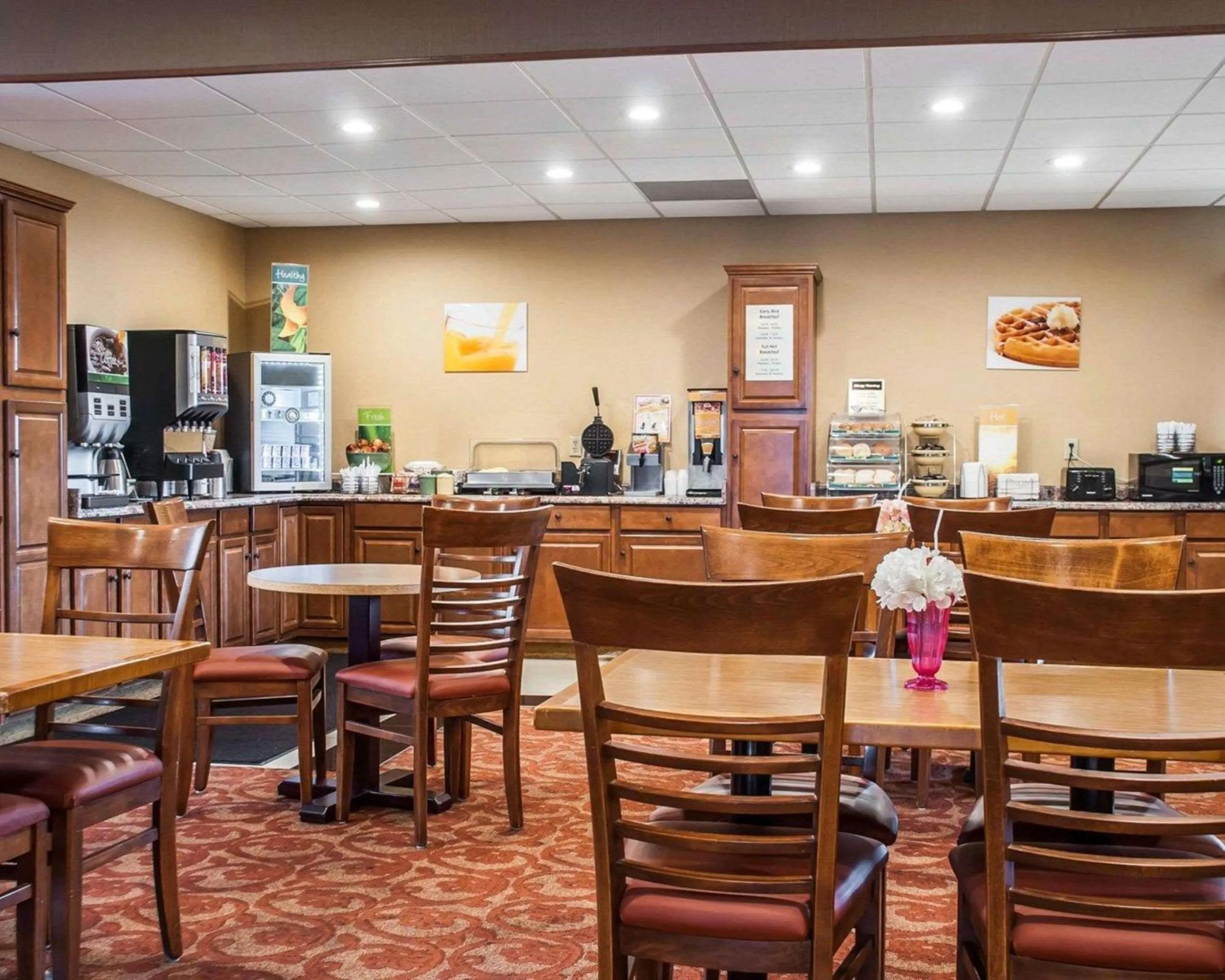 Restaurant/places to eat in Quality Inn Buffalo Airport