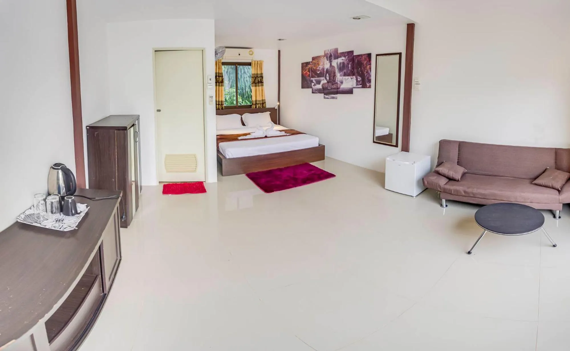 Bed in The Travelers Friend