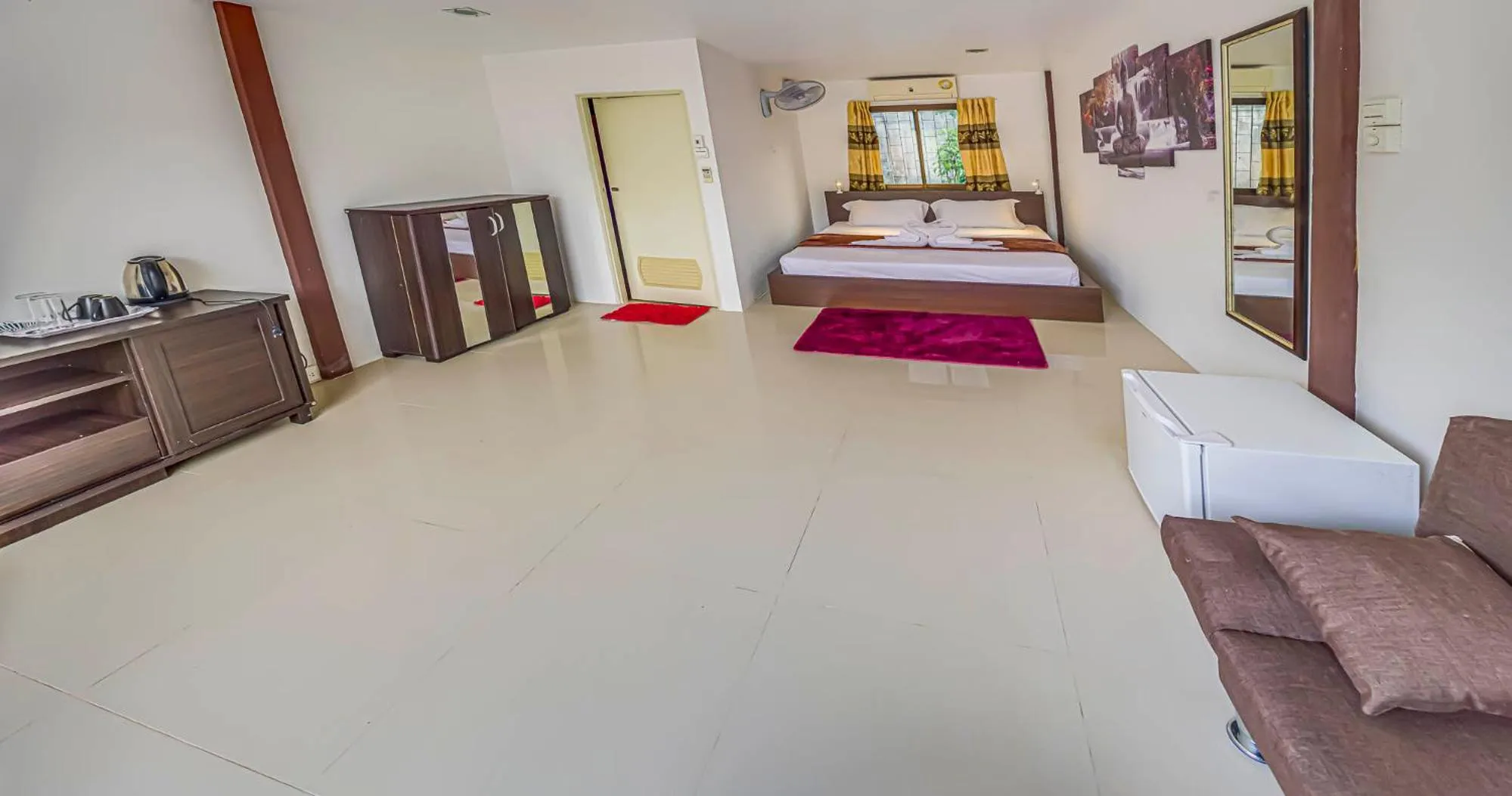 Bed in The Travelers Friend