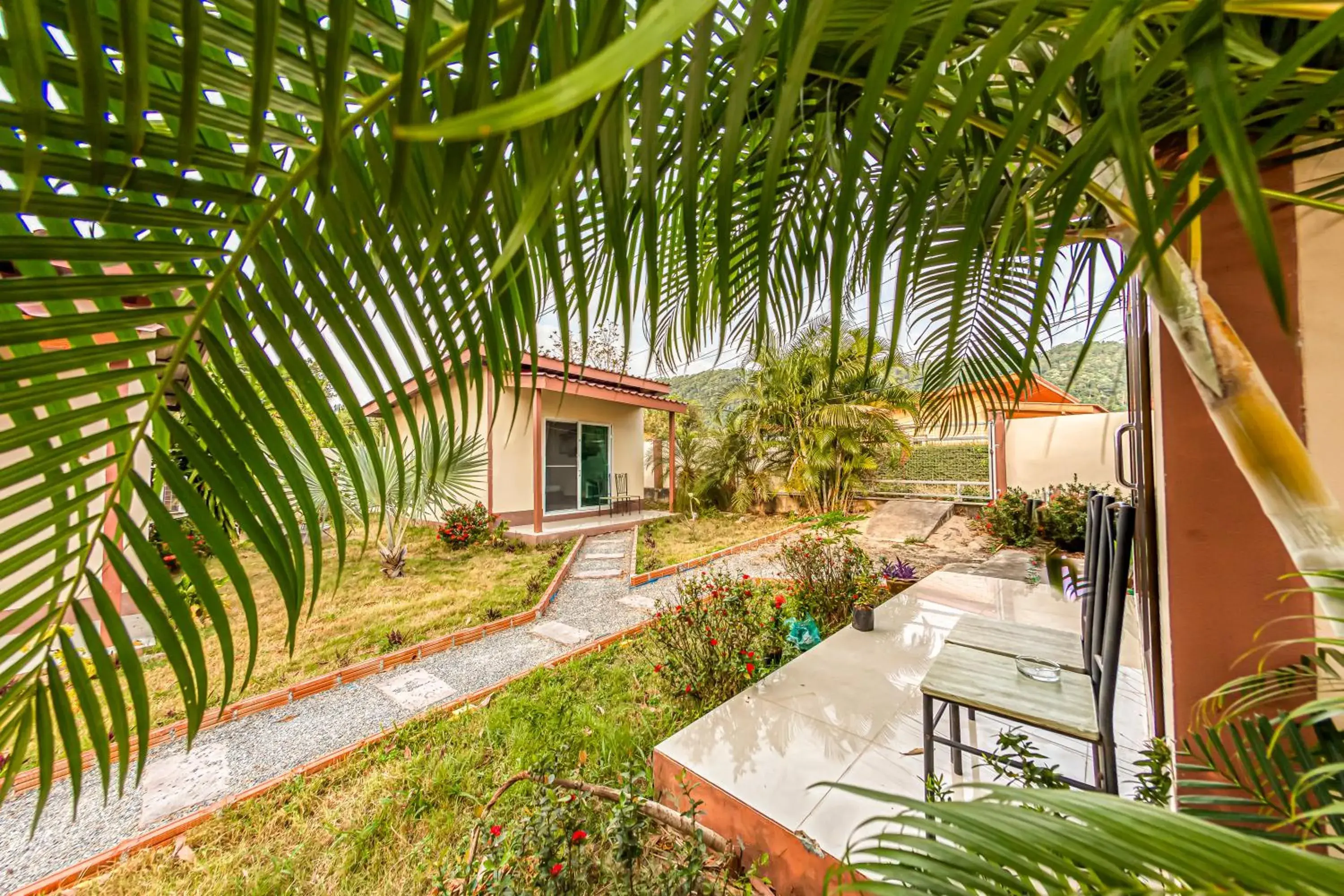 Bungalow with Garden View in The Travelers Friend Bungalow with Garden View in The Travelers Friend