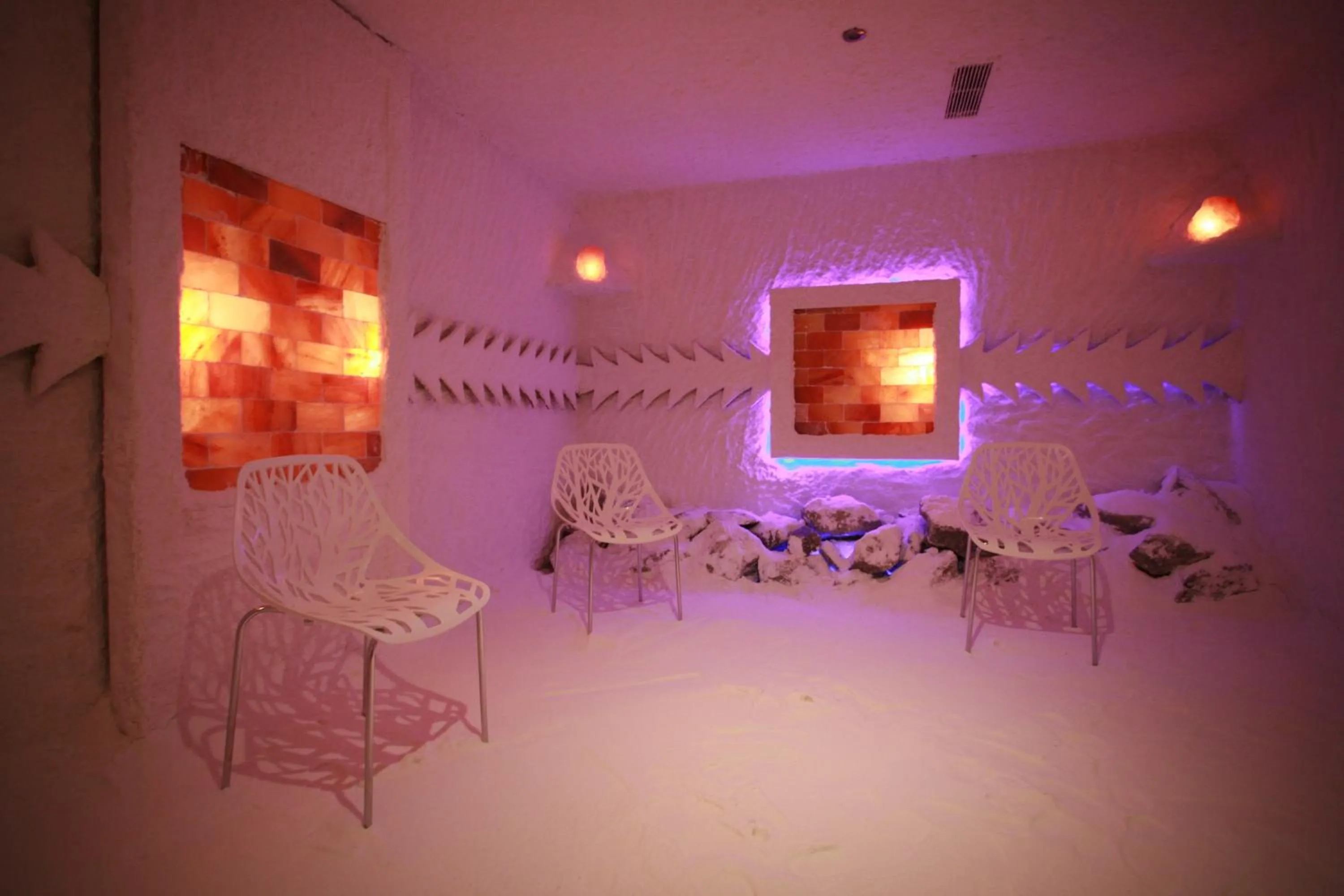 Sauna in Nevali Hotel & Convention Center