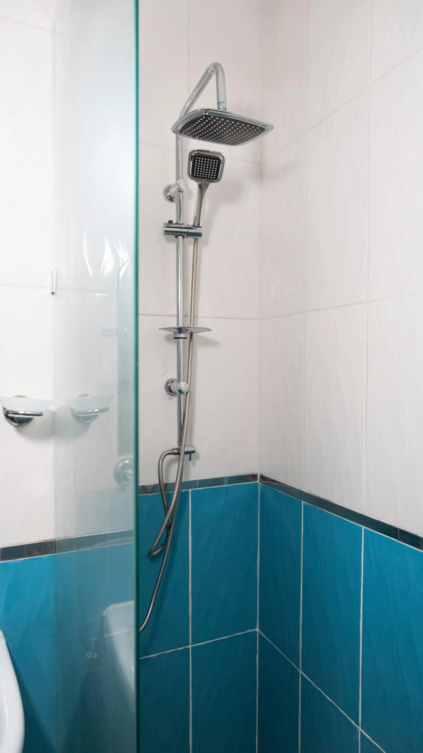 Shower in Afytos Akcay Tatil Koyu