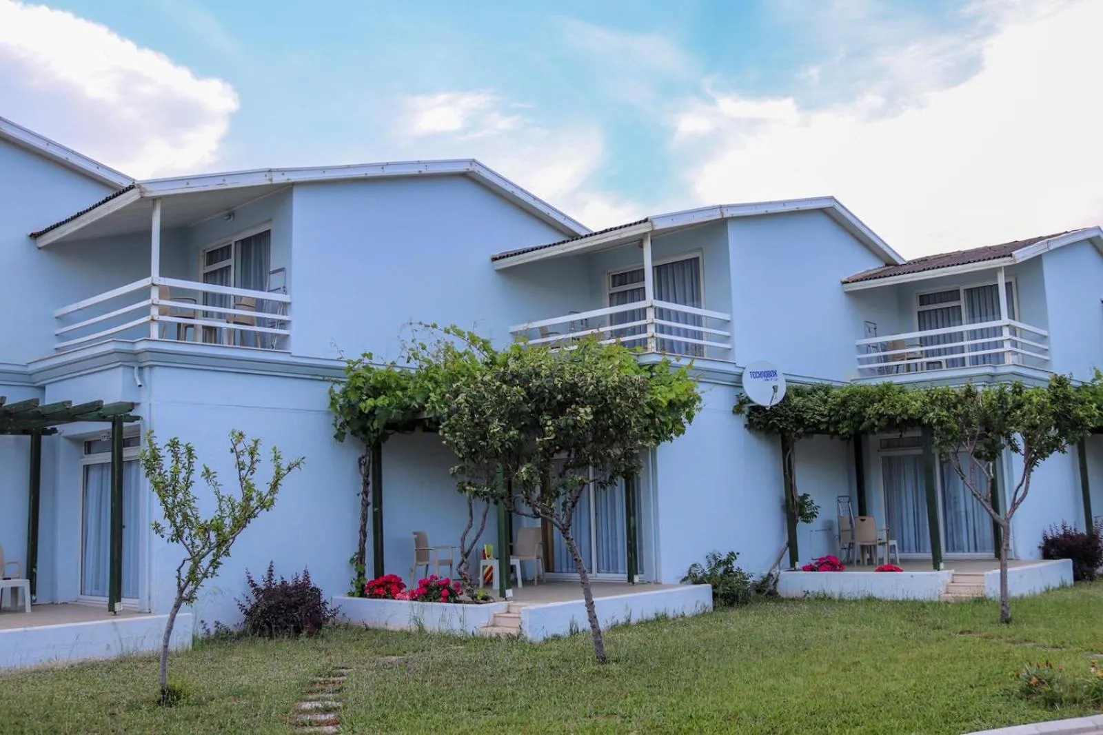 Property building in Afytos Akcay Tatil Koyu