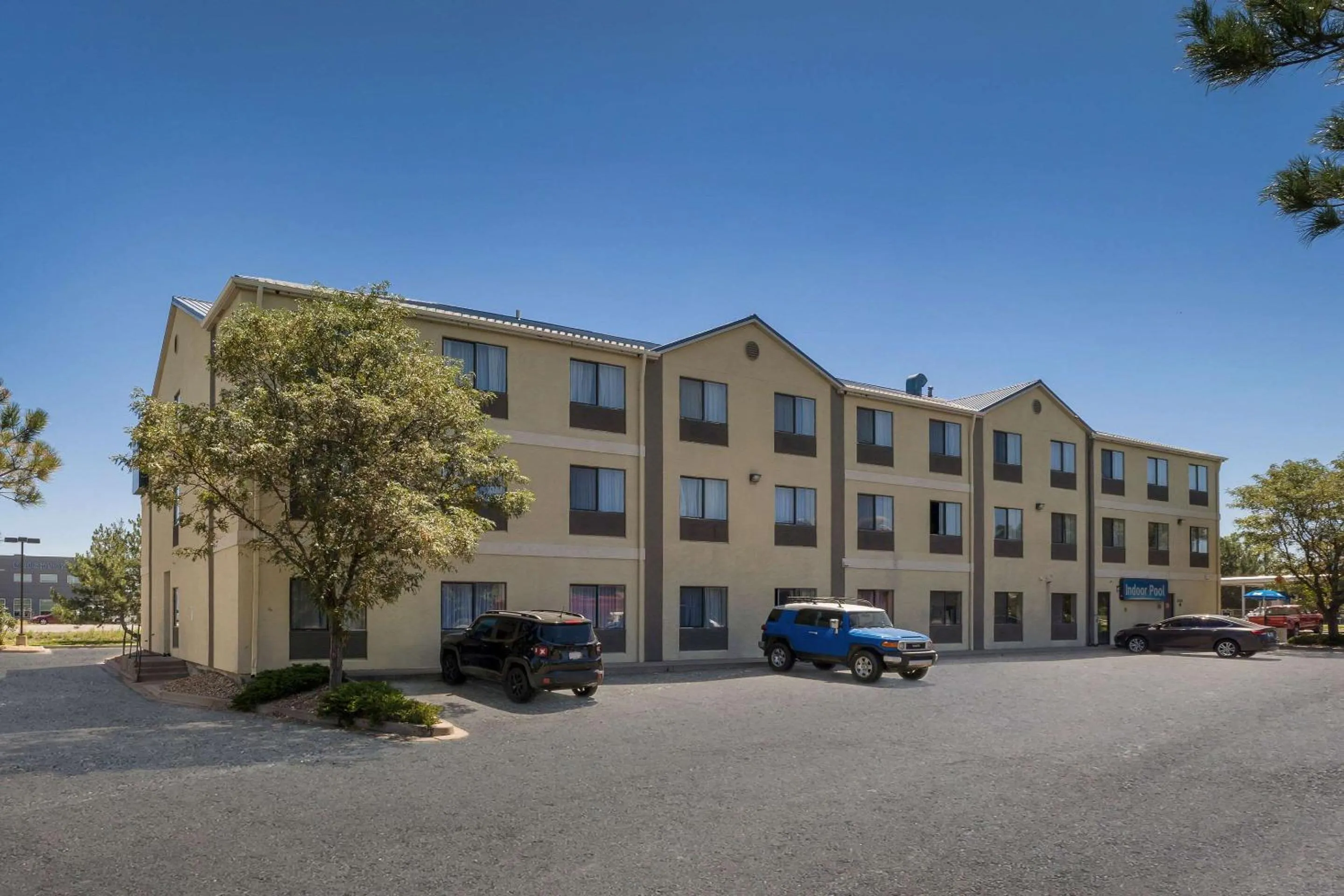 Property building in Quality Inn Denver Northeast Brighton