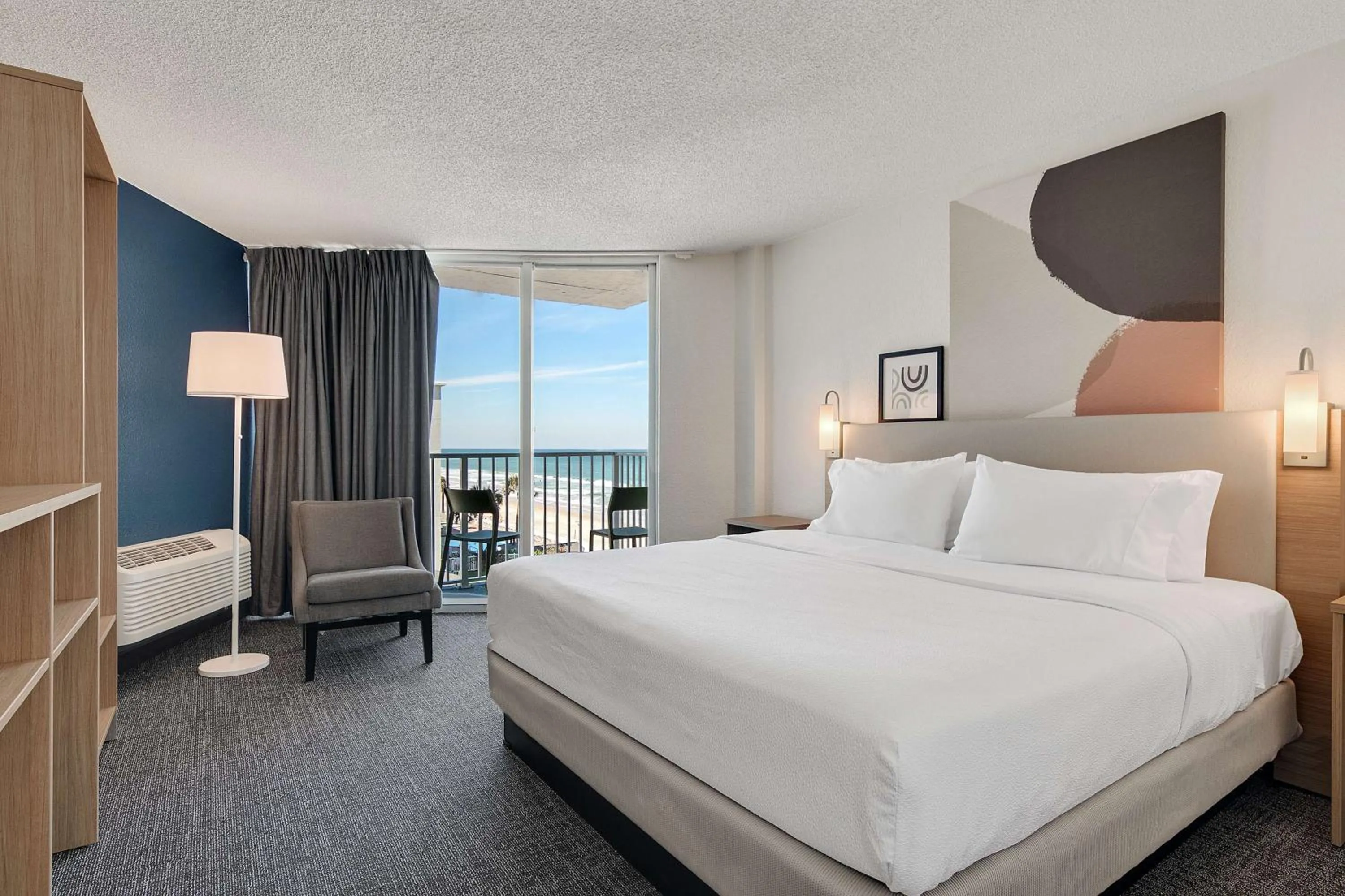 Bed in Spark by Hilton Ormond Beach Oceanfront