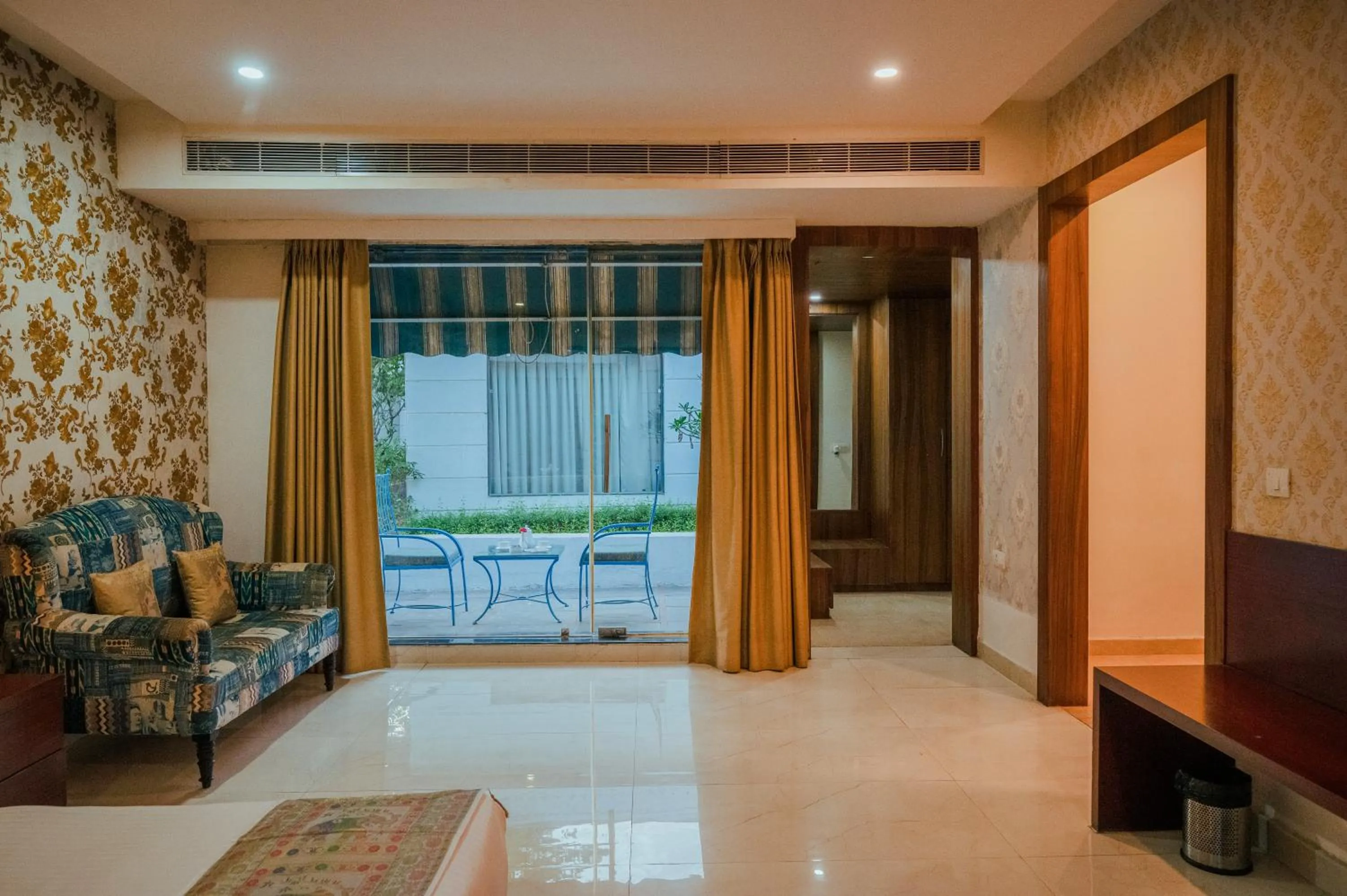 Clarks Safari Ranthambore