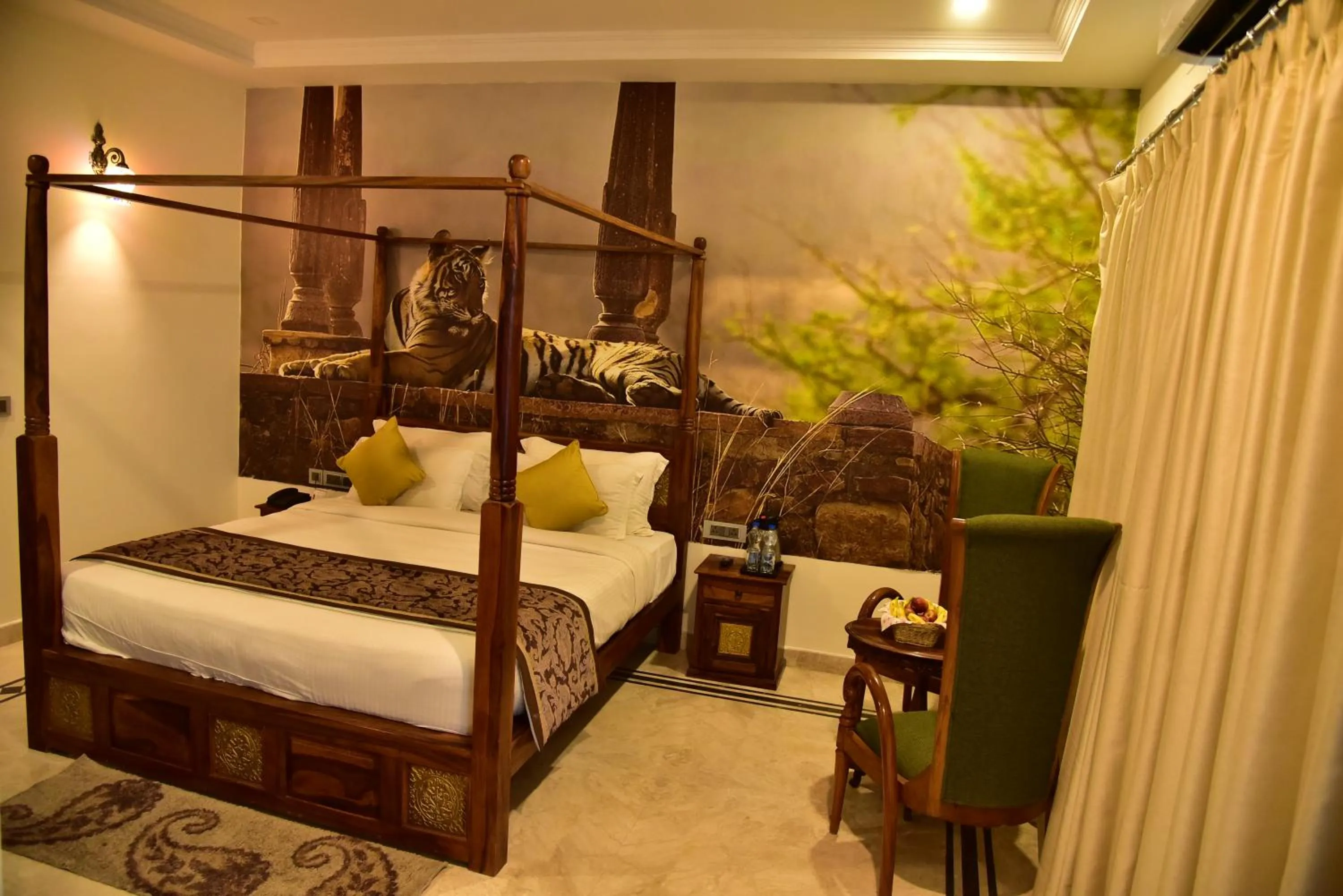 Photo of the whole room, Bed in Clarks Safari Ranthambore