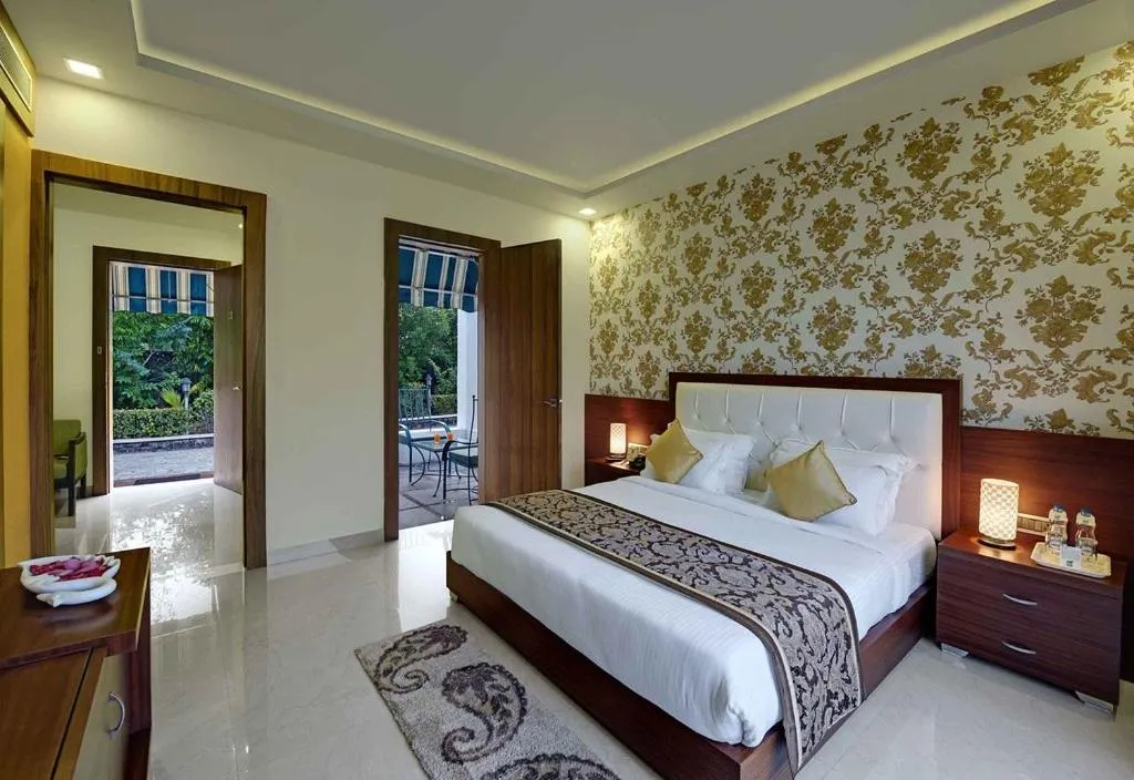 Bed in Clarks Safari Ranthambore