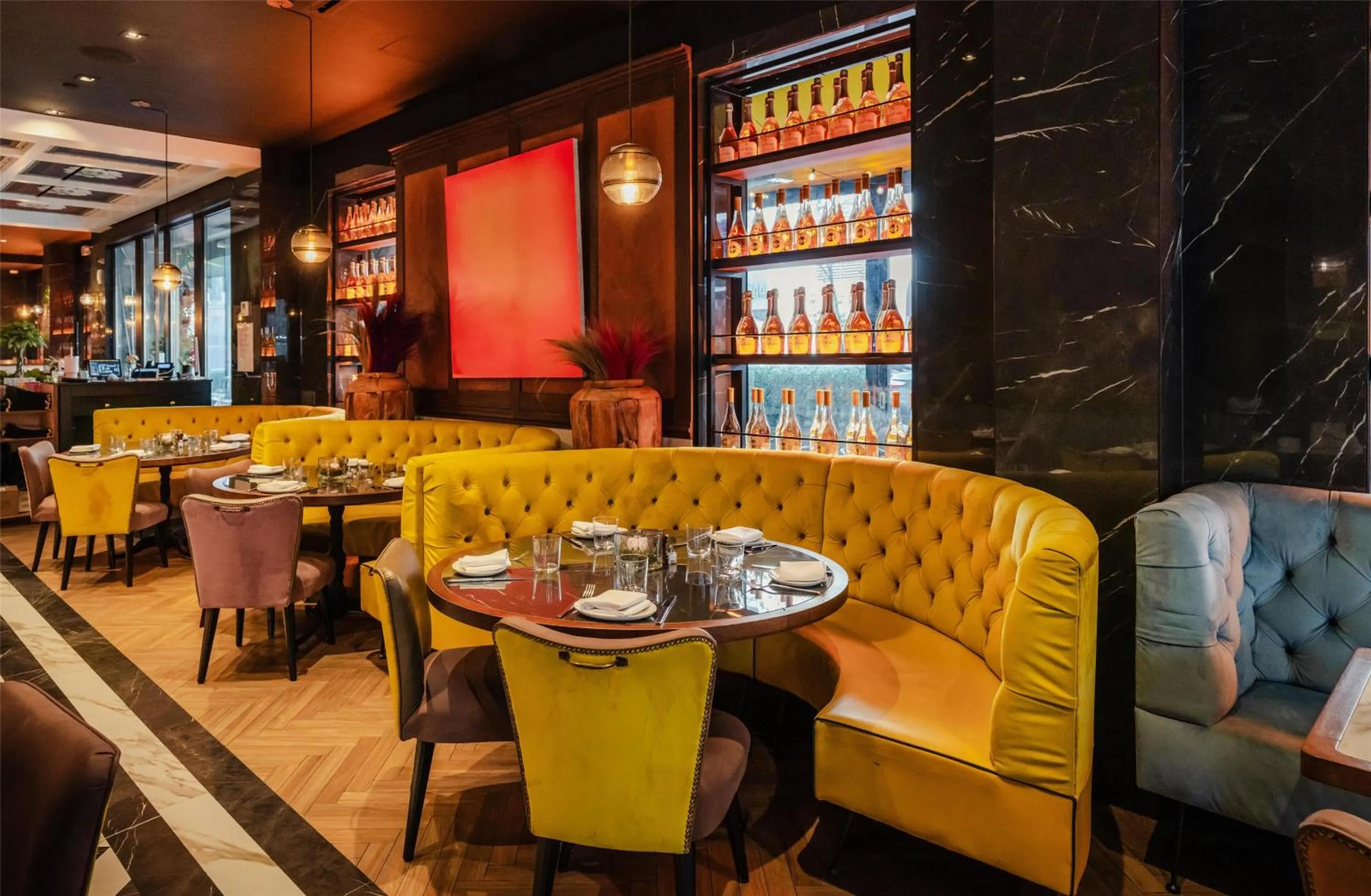 Restaurant/places to eat in NH Collection New York Madison Avenue