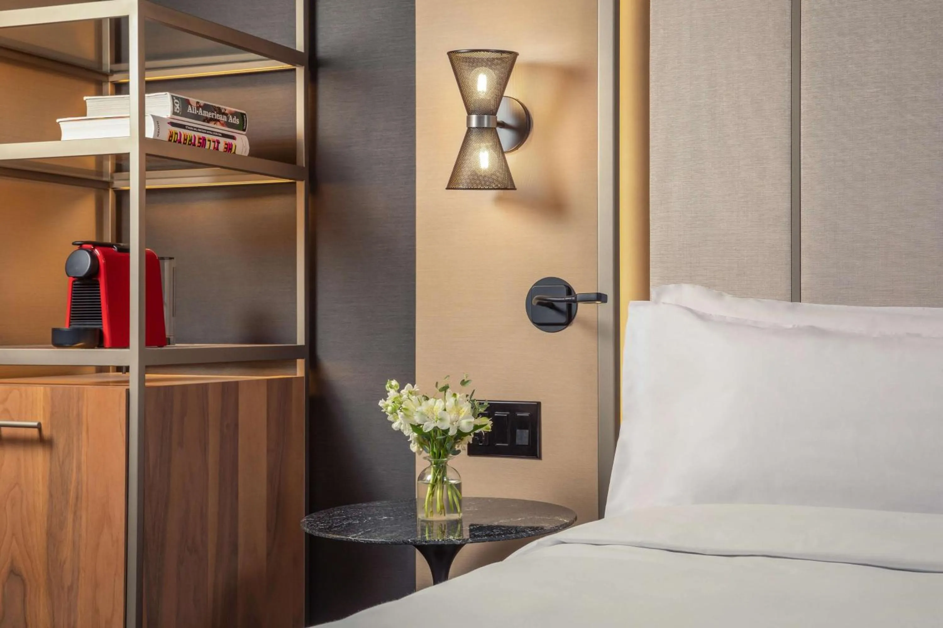 Bedroom, Bed in NH Collection New York Madison Avenue