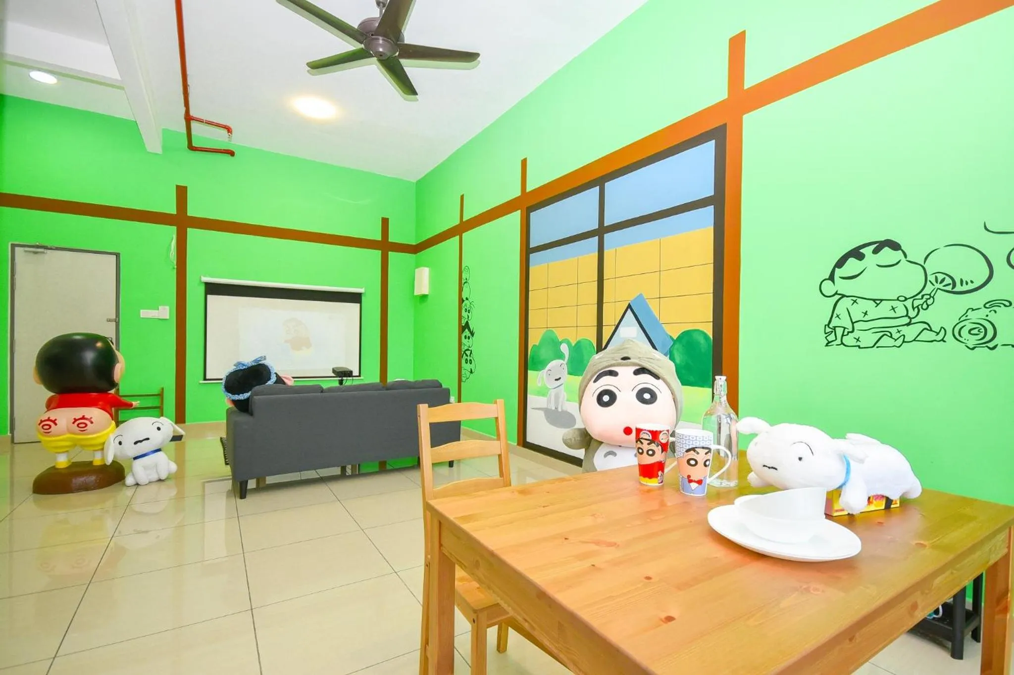 Manhattan Theme Suite by Nest Home at Austin Heights