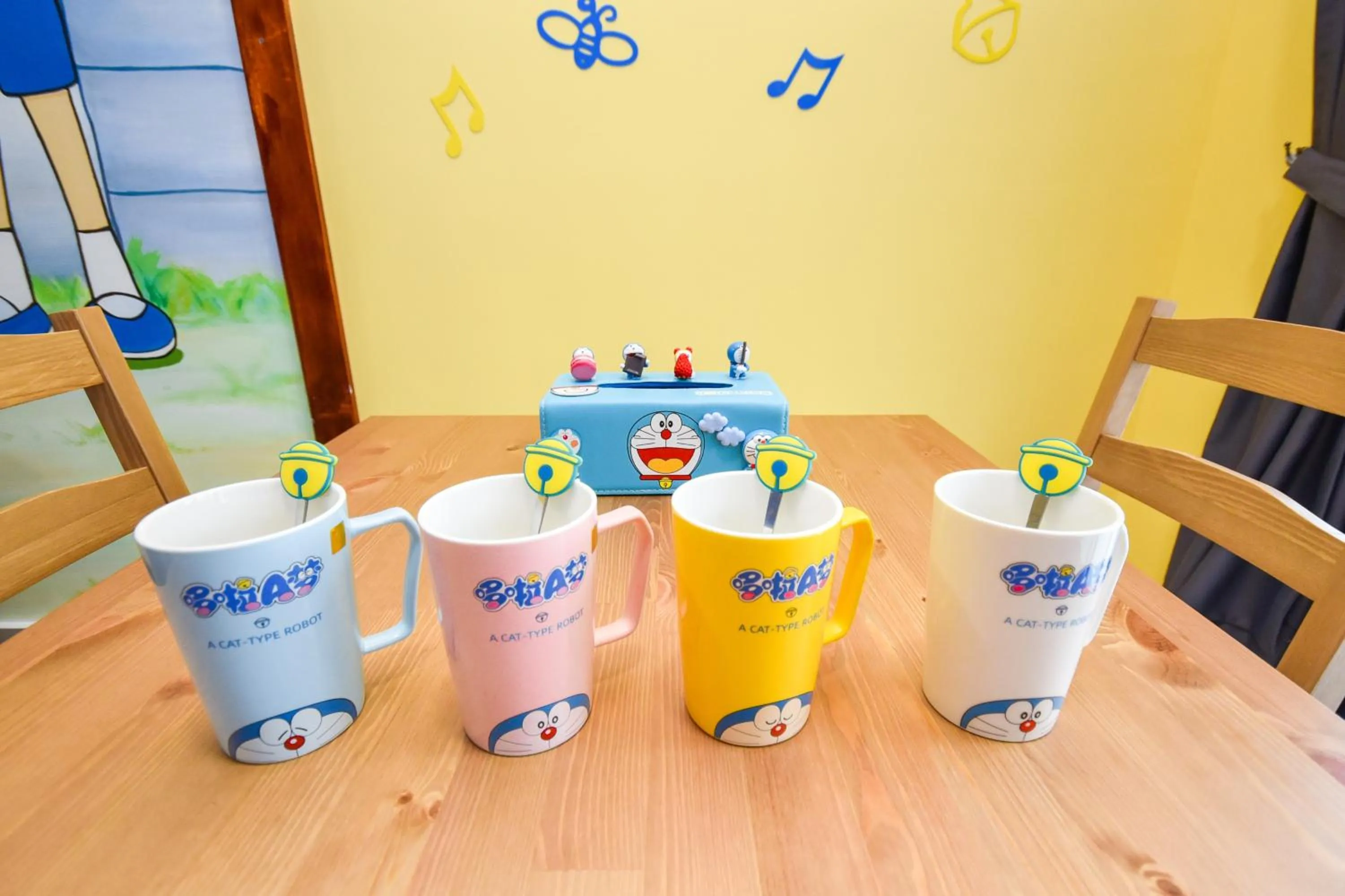 Manhattan Theme Suite by Nest Home at Austin Heights