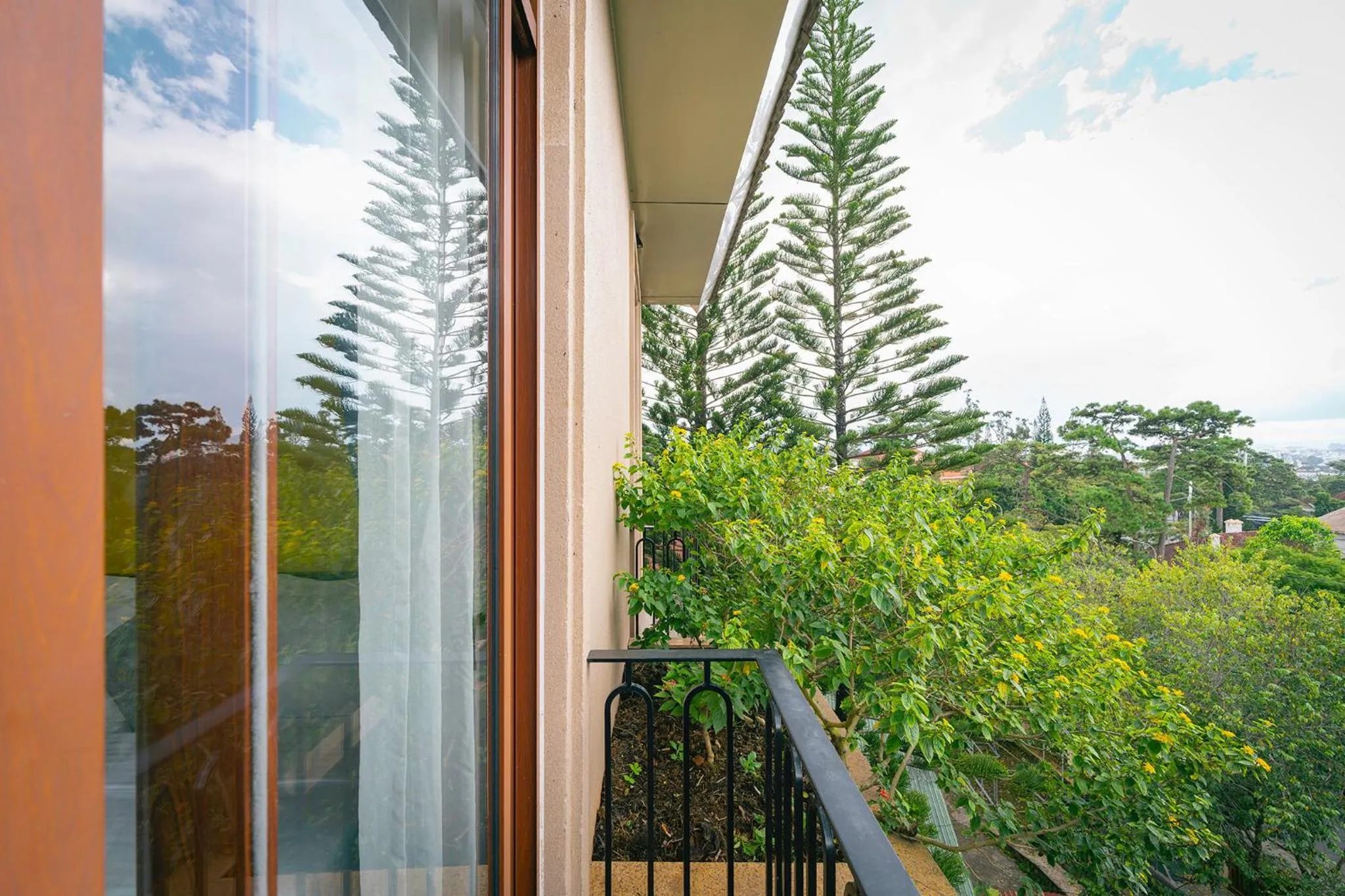Garden in Duy Long Hotel