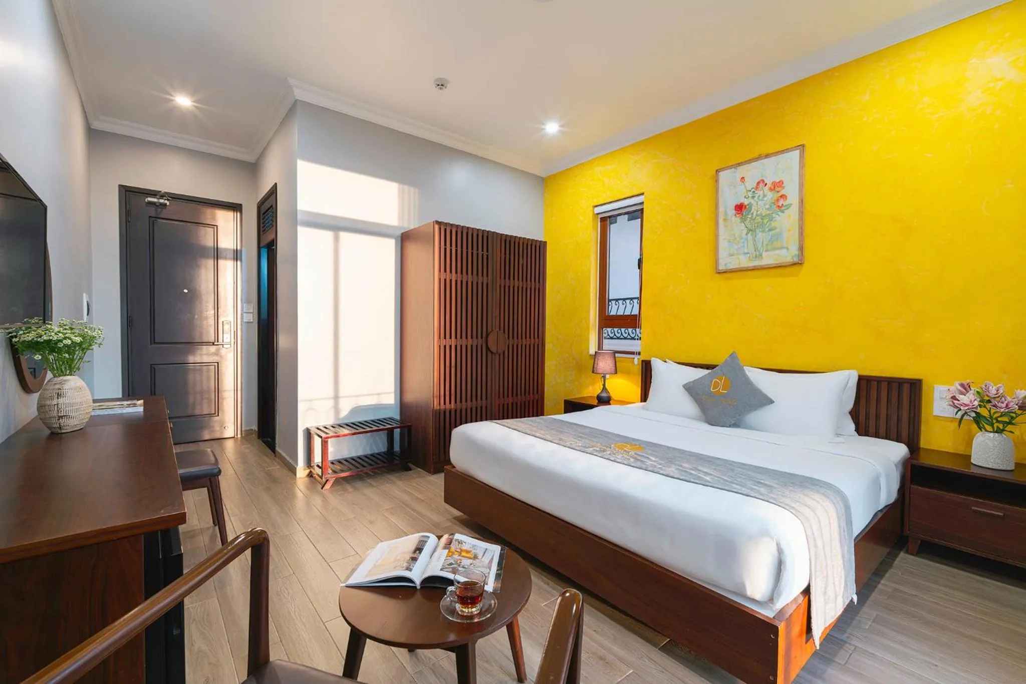 Bedroom, Bed in Duy Long Hotel