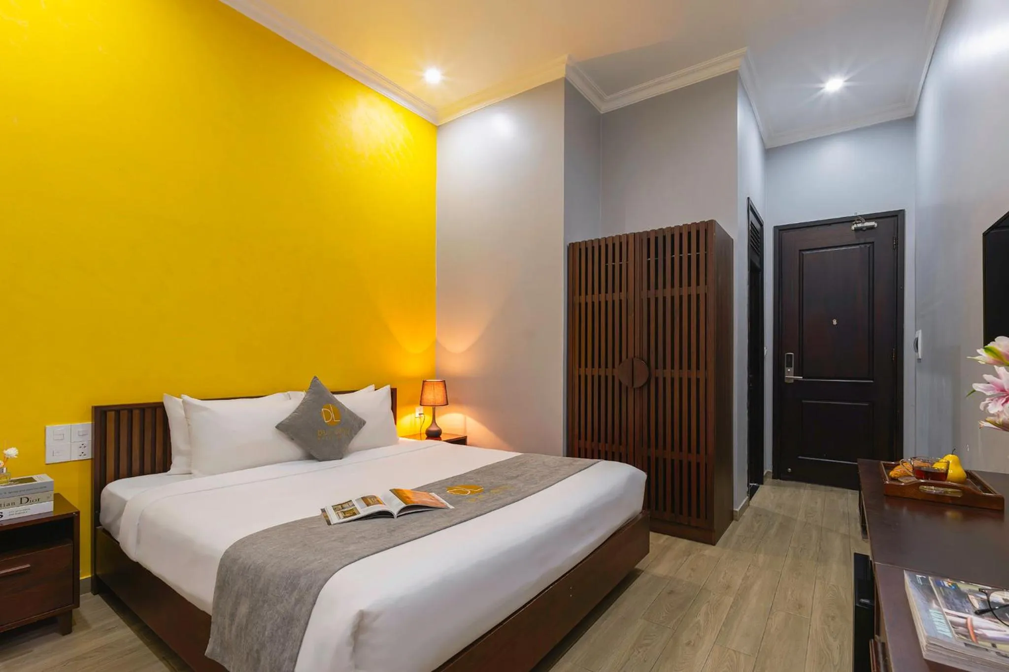 Bedroom, Bed in Duy Long Hotel