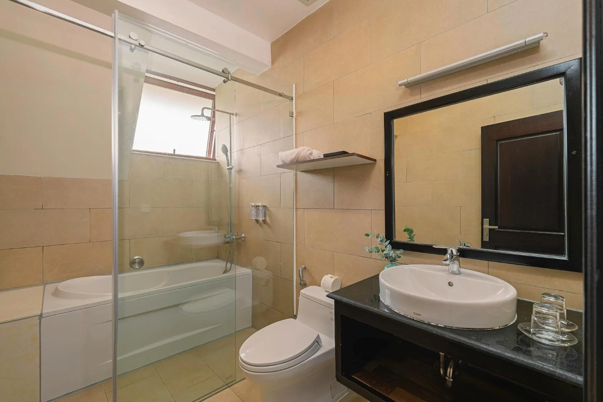 Bathroom in Duy Long Hotel