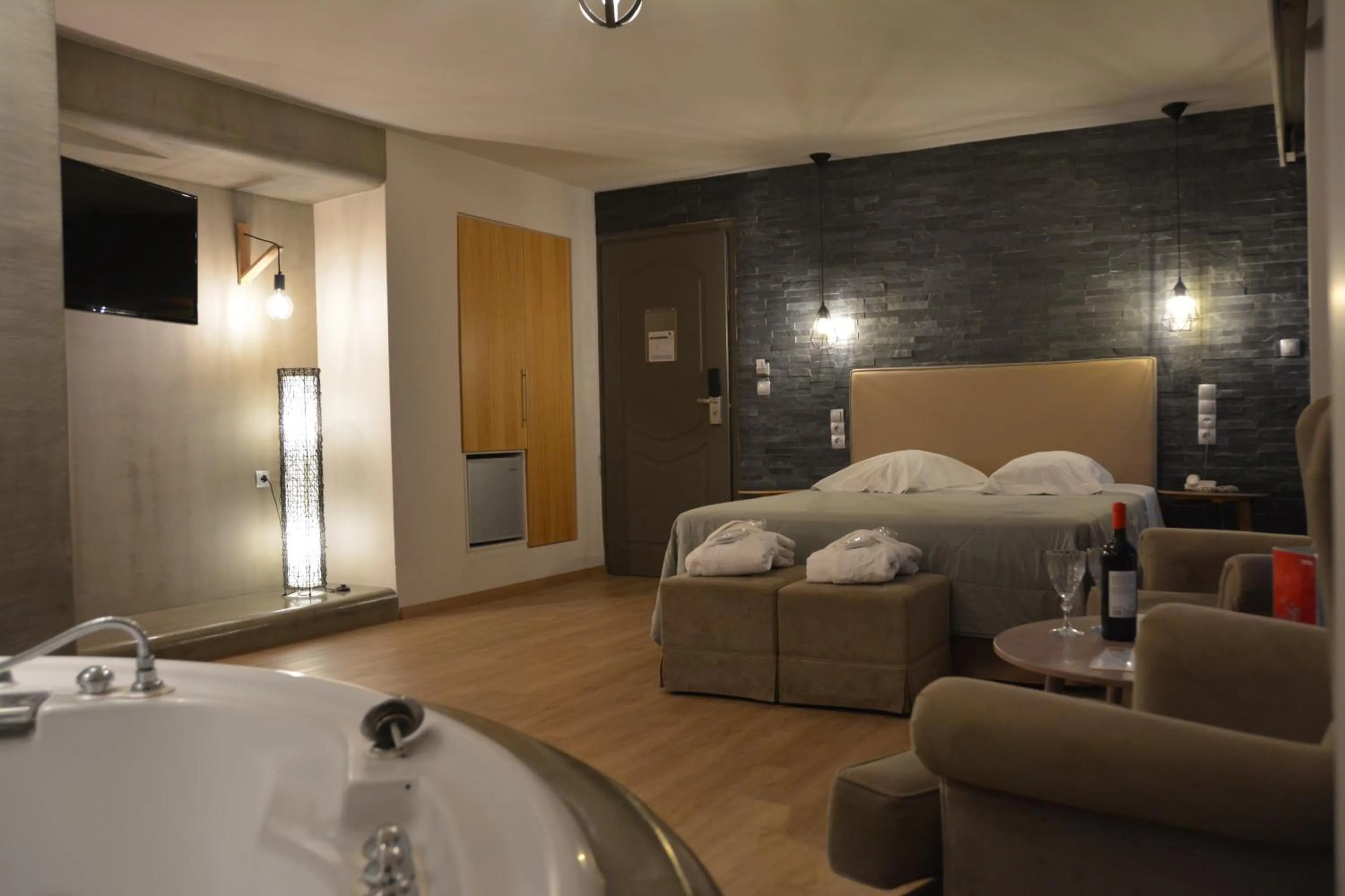 Scorpios Sea Side Hotel